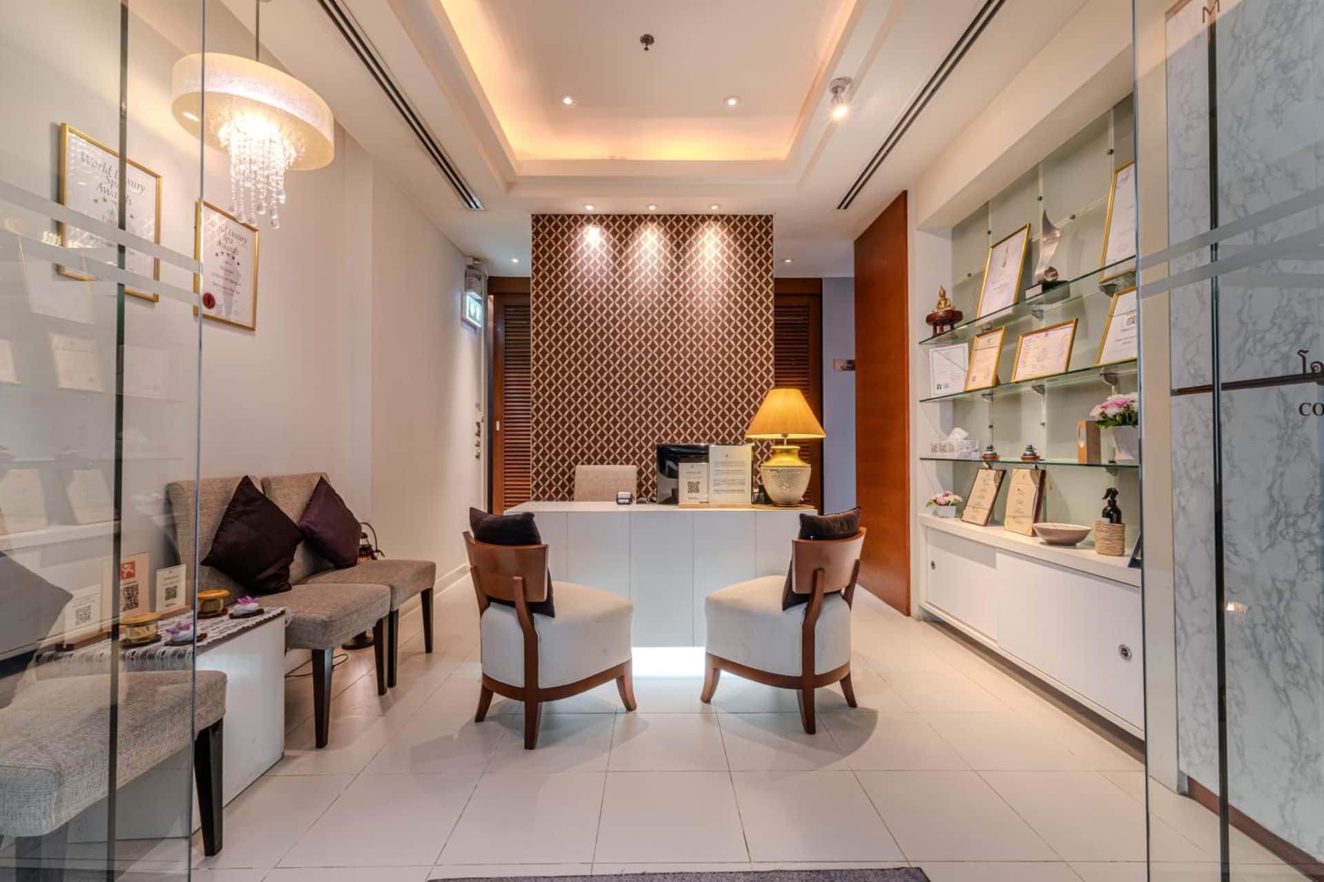 Night Hotel Bangkok - Sukhumvit 15
