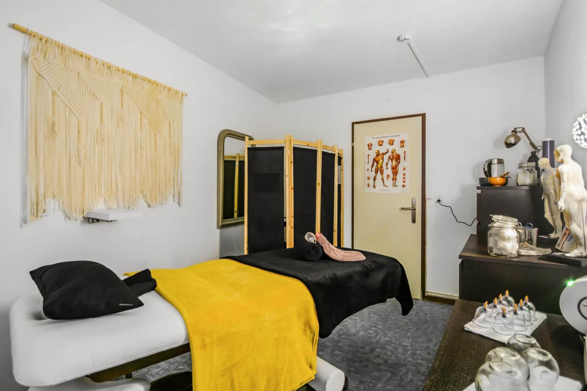 Neuchatel City Hotel
