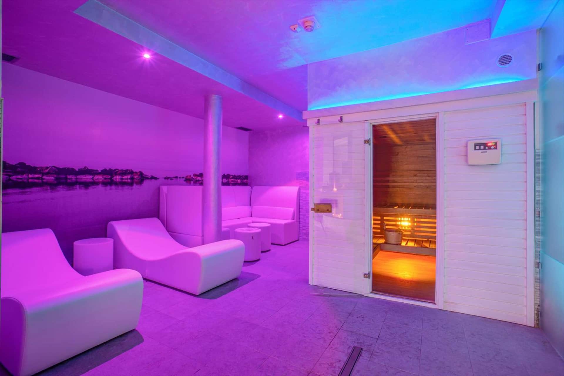 Ferretti Beach Hotel