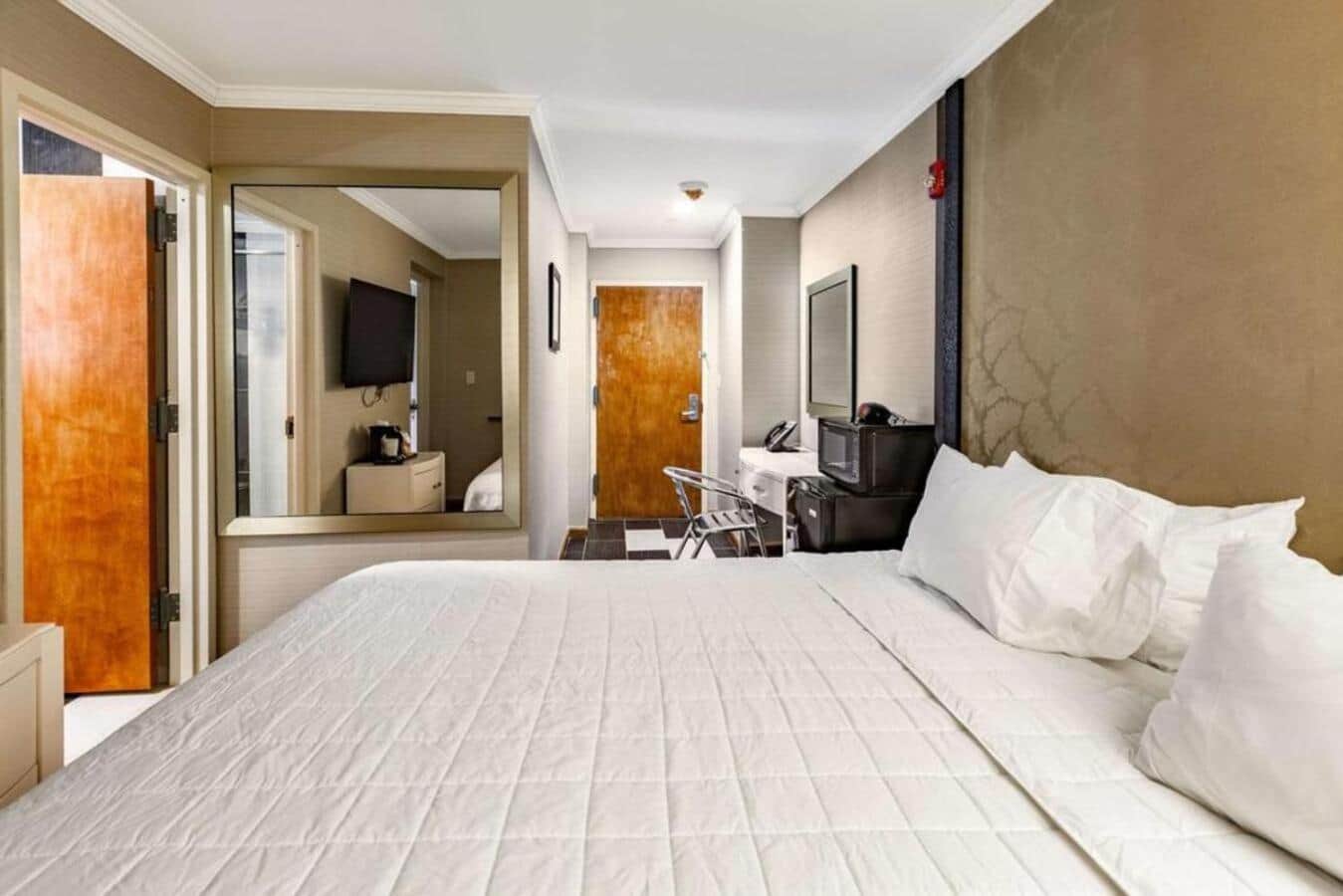 Umbrella Hotel Brooklyn