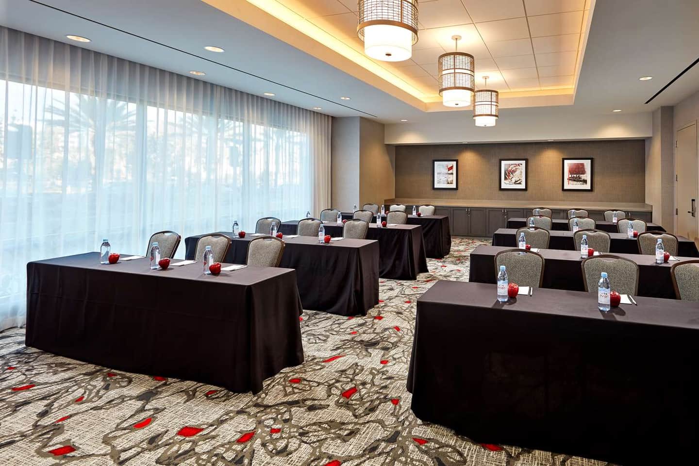 Homewood Suites by Hilton Long Beach Airport