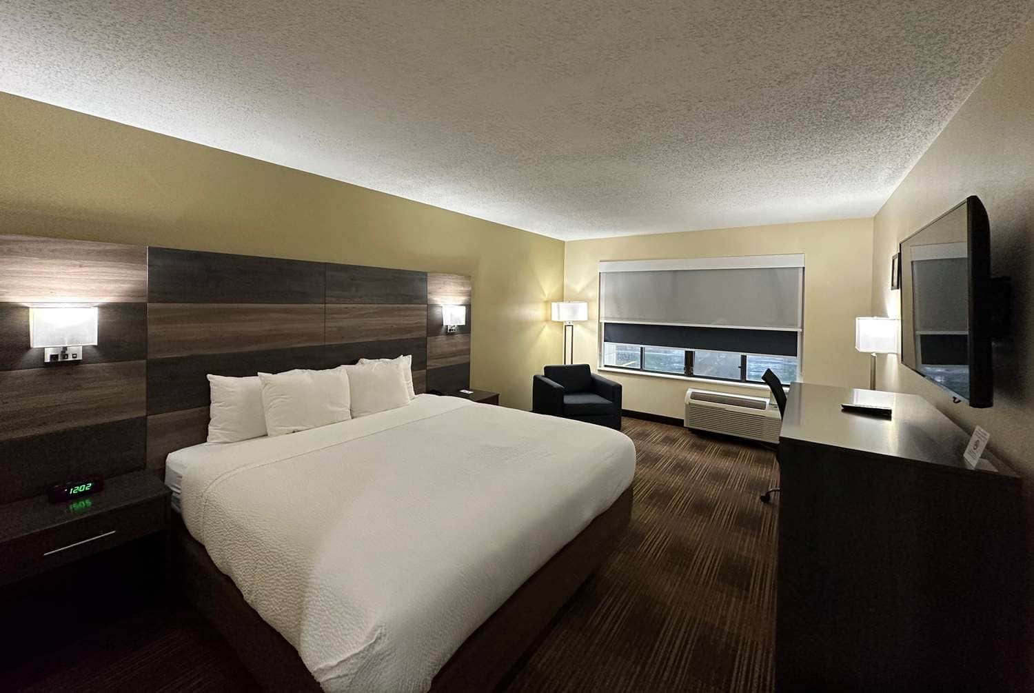 AmericInn by Wyndham Fort Atkinson