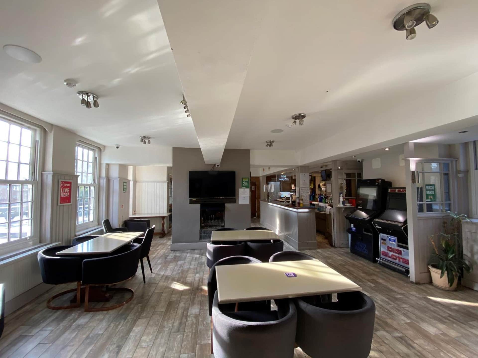 Wendover Arms Hotel
