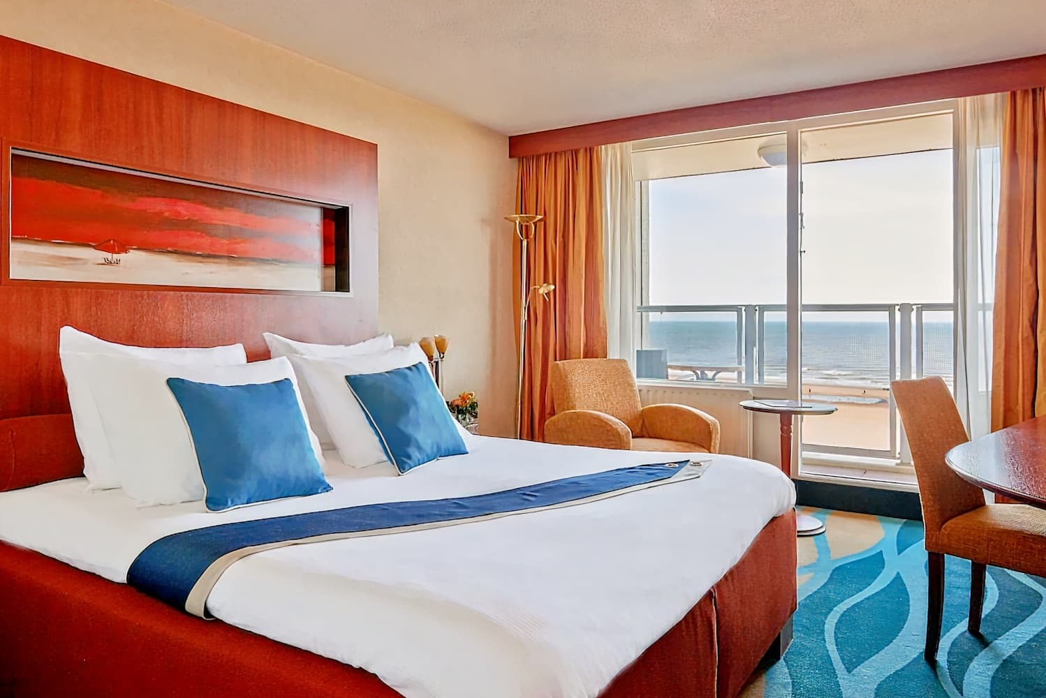 Carlton Beach Hotel