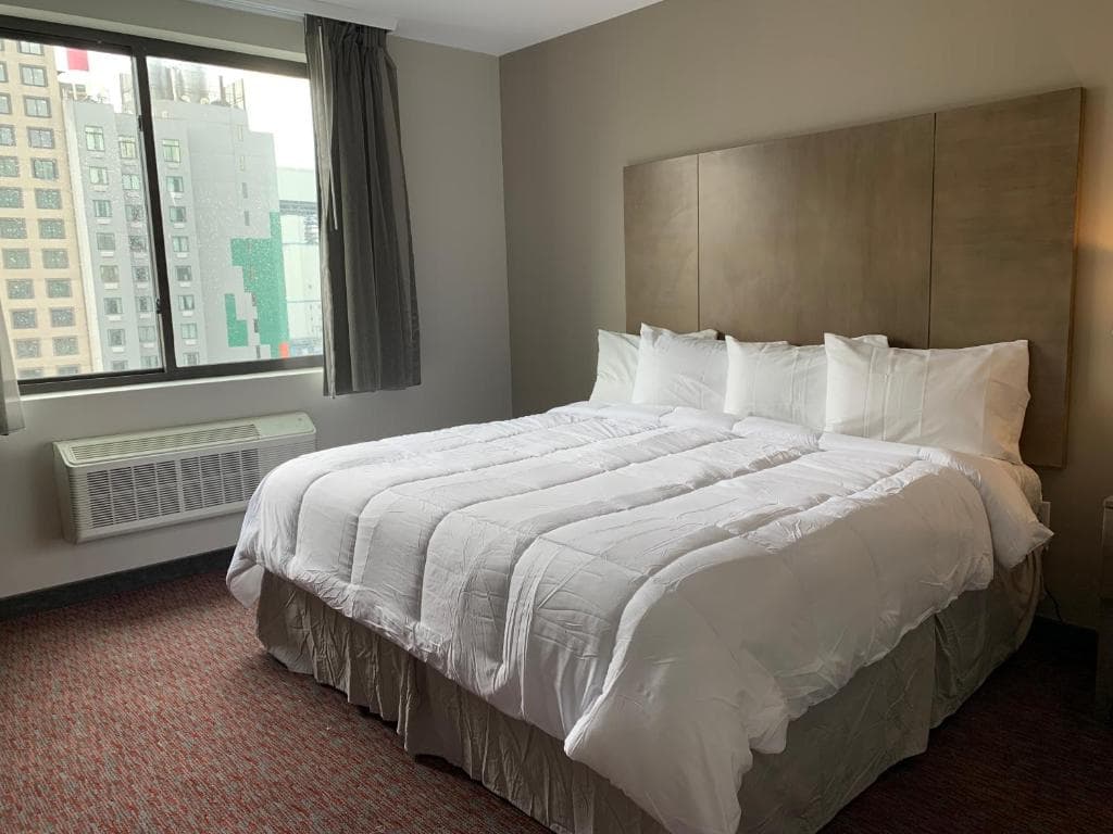 Capital Hotel