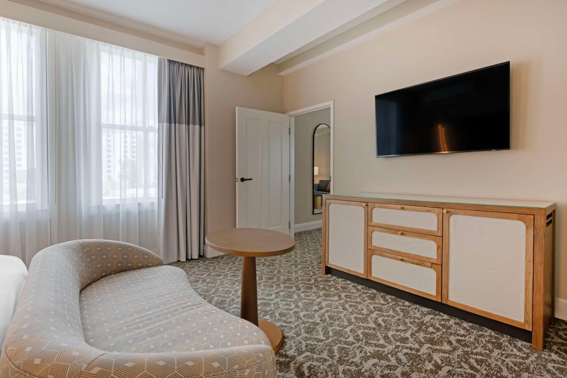 Hotel Flor Tampa Downtown, Tapestry Collection by Hilton