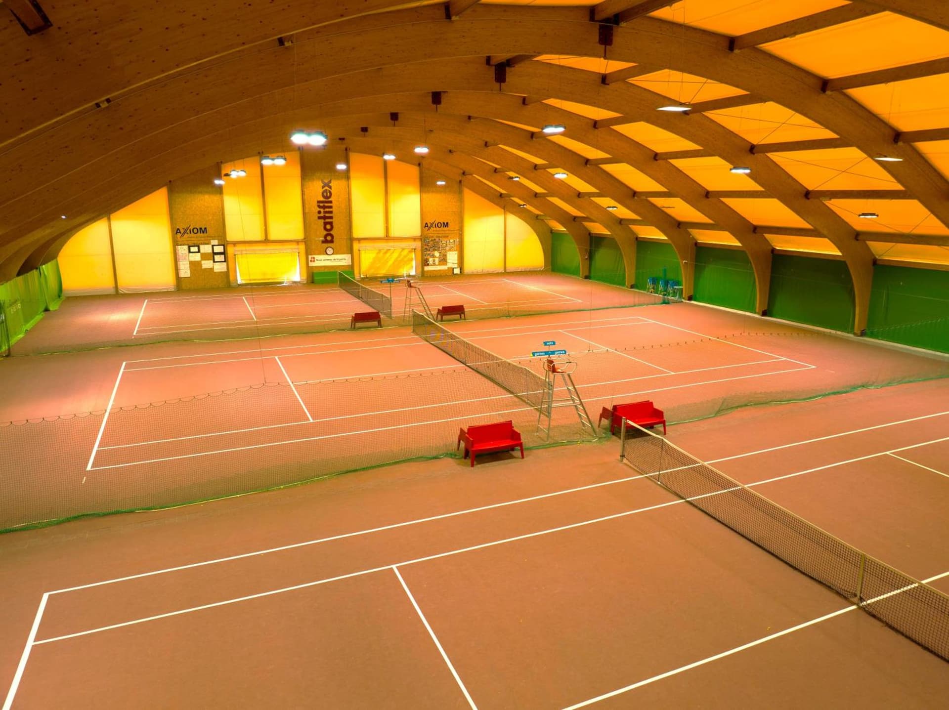 Everness Hotel & Resort