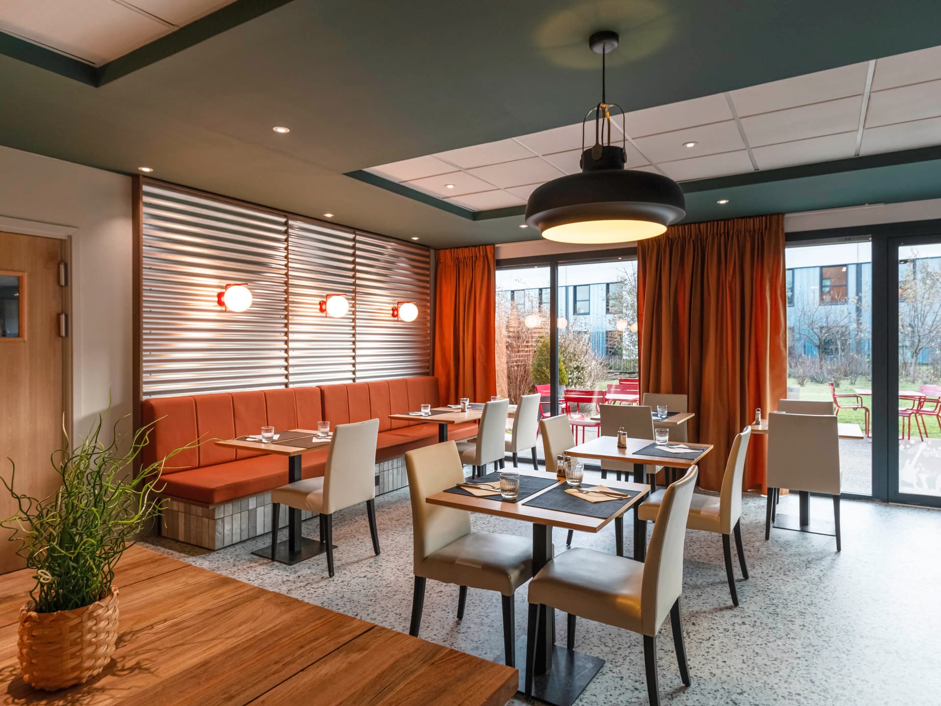 ibis Lyon Est Meyzieu