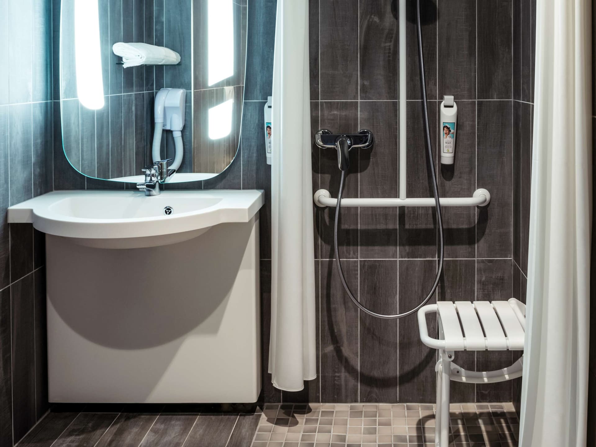ibis Bourg-en-Bresse