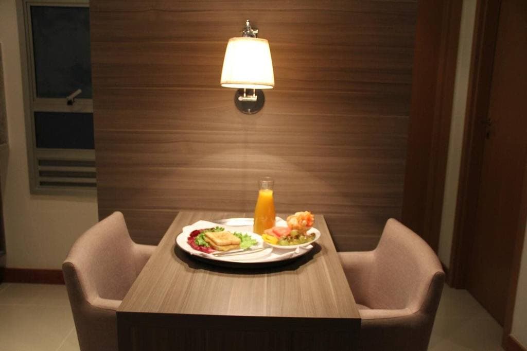Midas Rio Suites