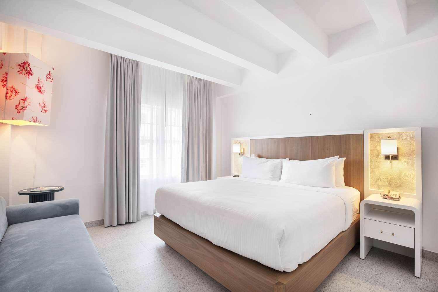 The Townhouse Hotel