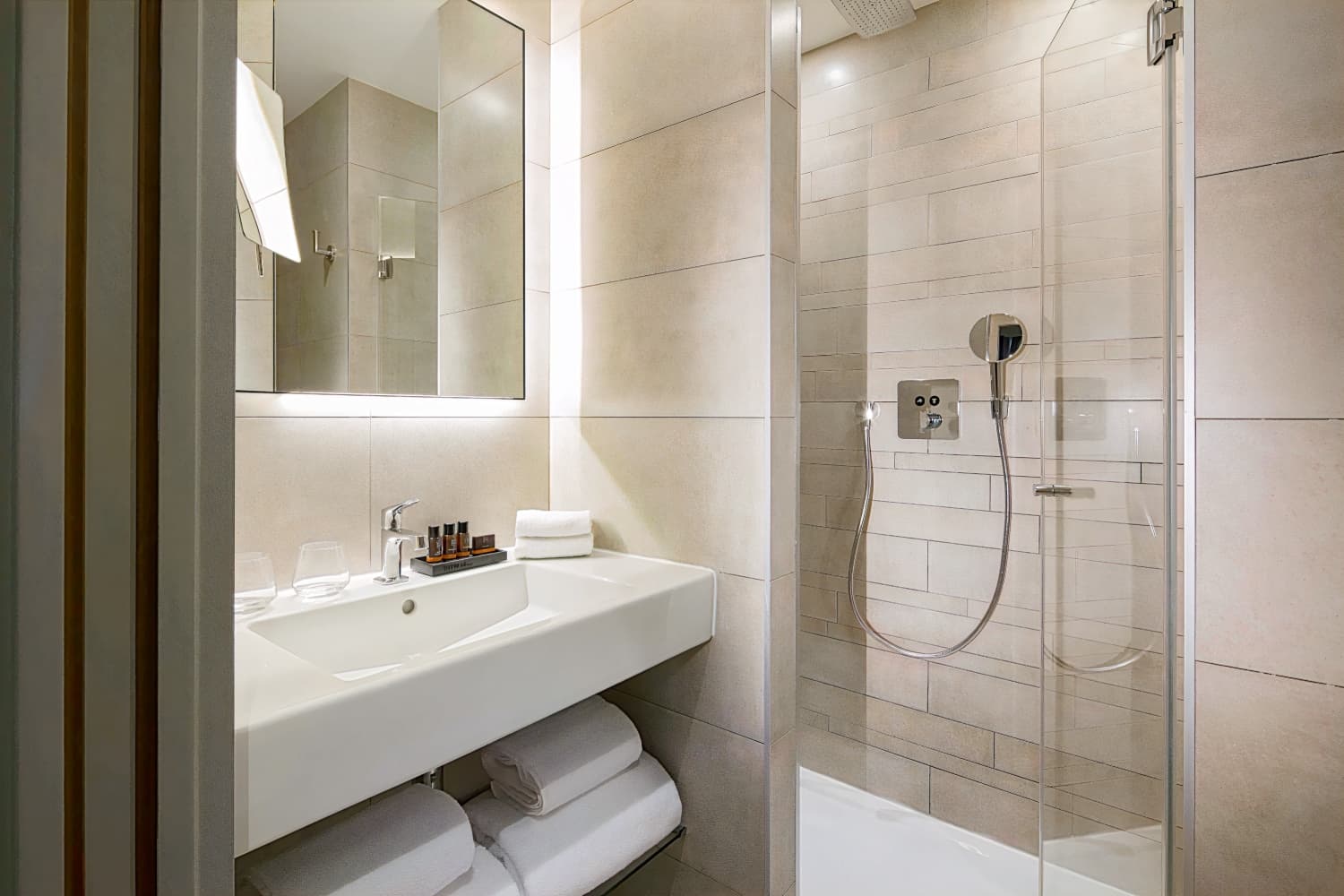 Le 10 BIS Hôtel
