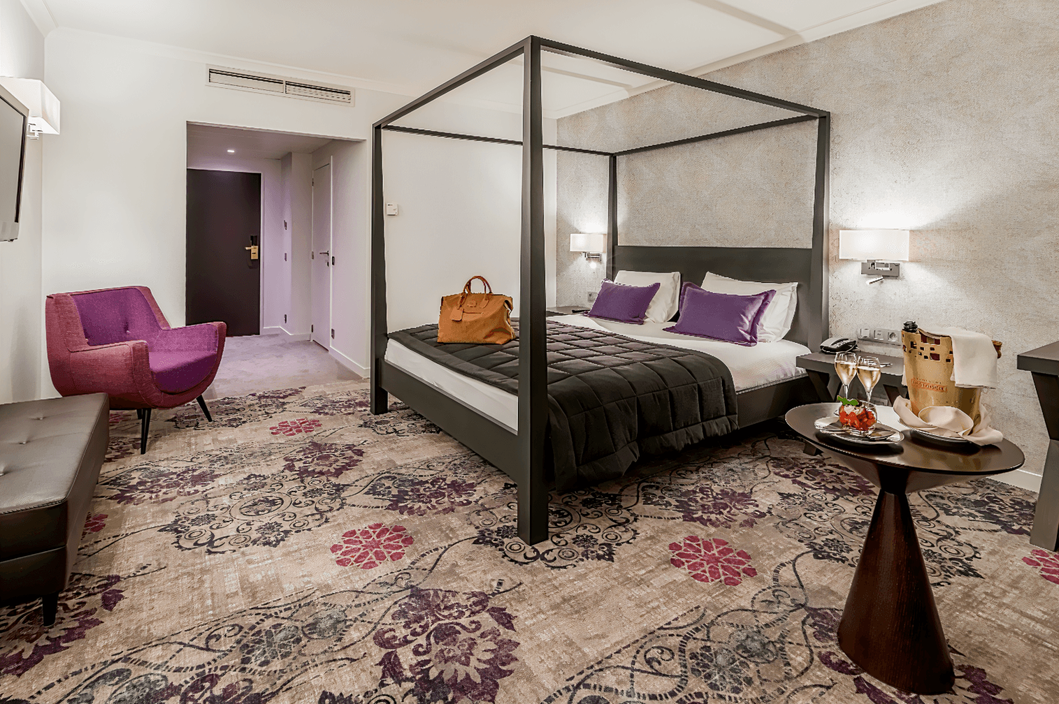 Martin's Chateau du Lac