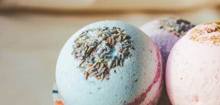 Bath bomb