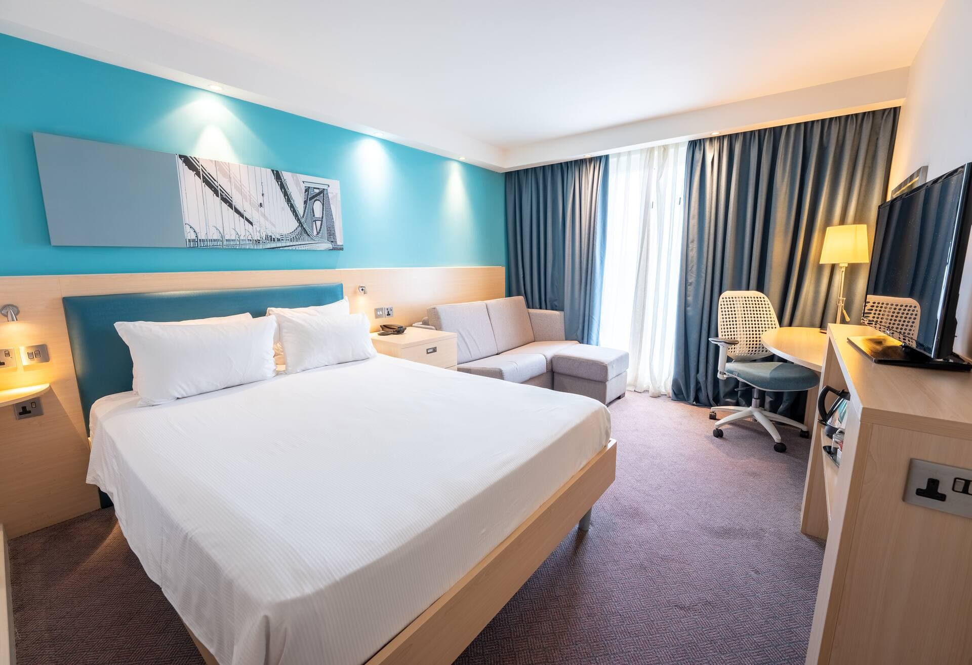 Hampton By Hilton Bristol Airport