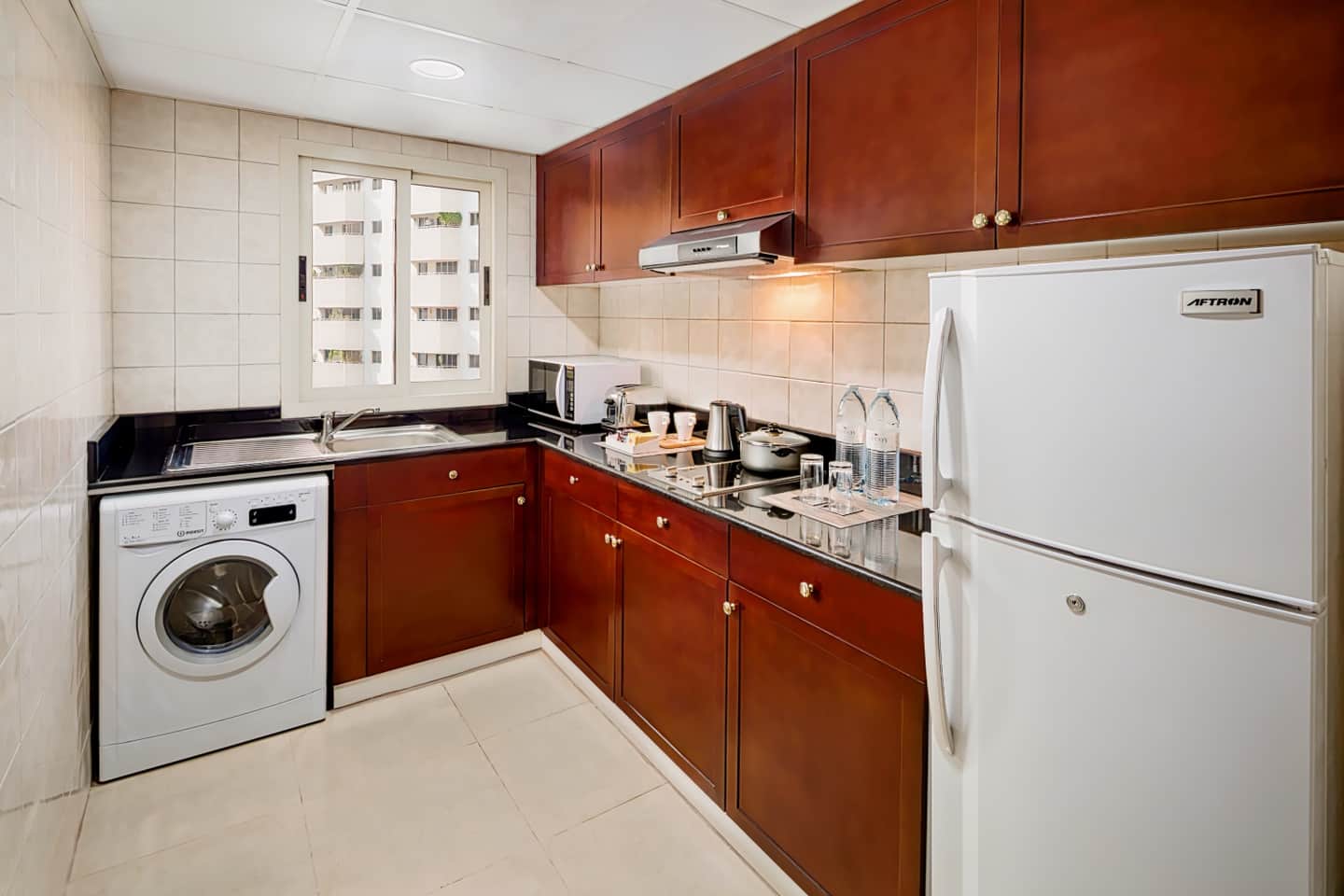 Savoy Crest Hotel Apartments