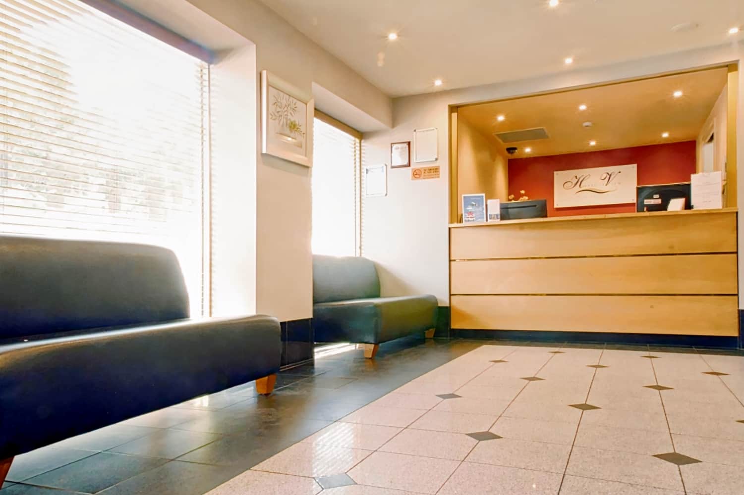 Arrow on Spencer (Also known as Harbourview Apartment Hotel)