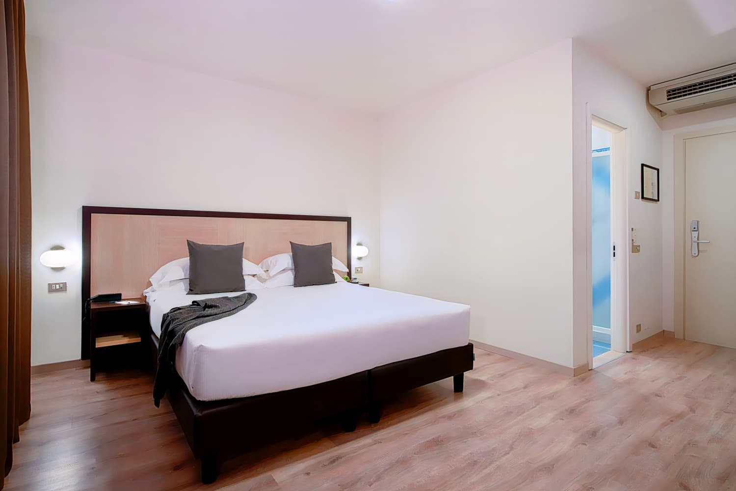 CDH Hotel Modena (old)