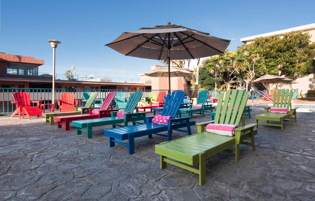 La Jolla Cove Hotel & Suites