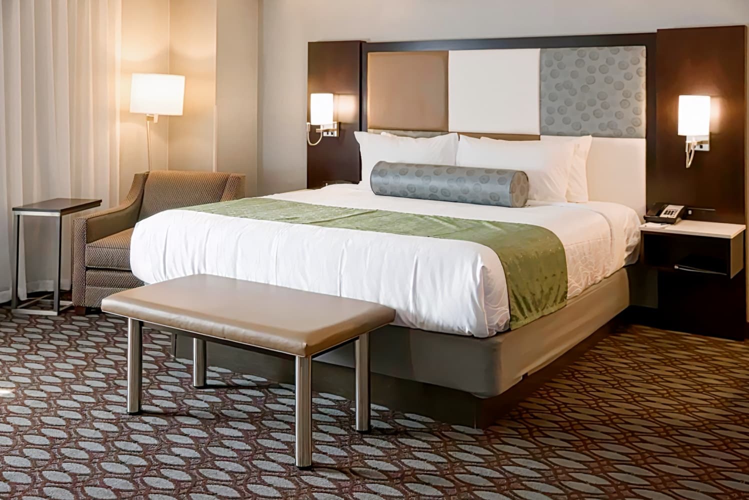 Best Western Premier NYC Gateway Hotel