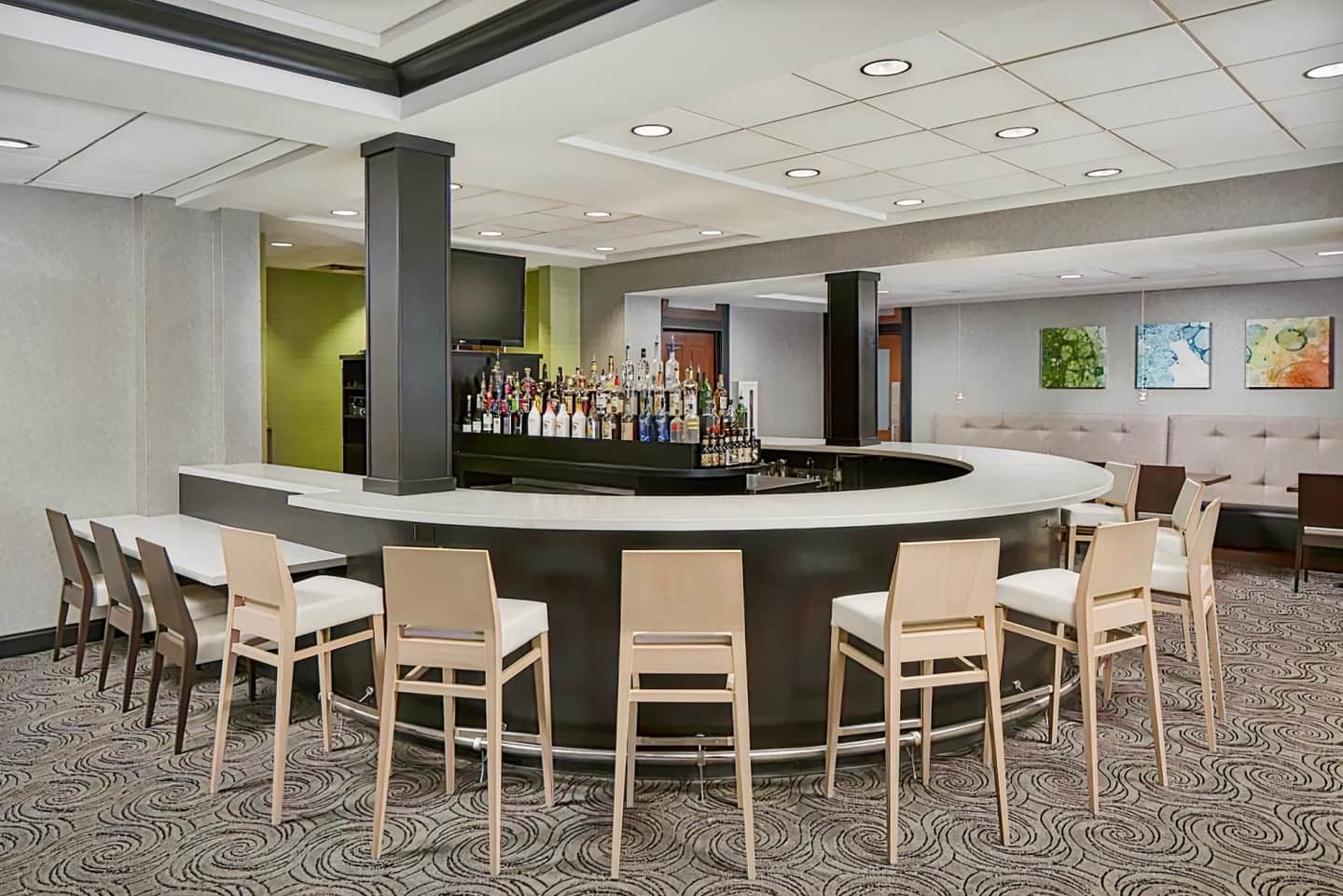 Holiday Inn Grand Rapids Airport