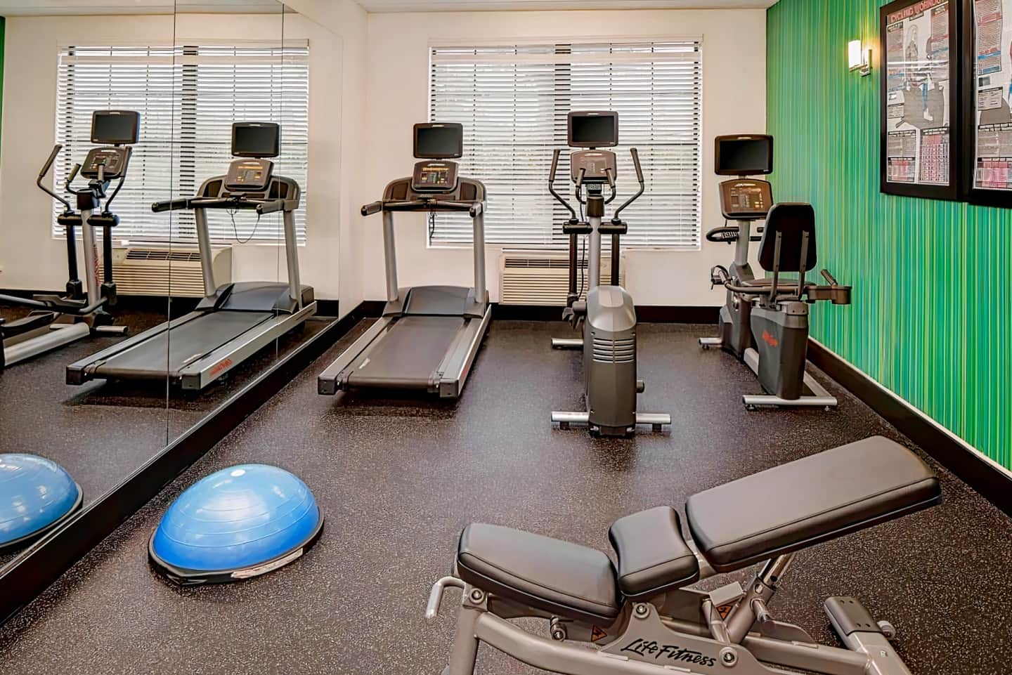 Holiday Inn Express Harrisburg East - Hershey Area (old)
