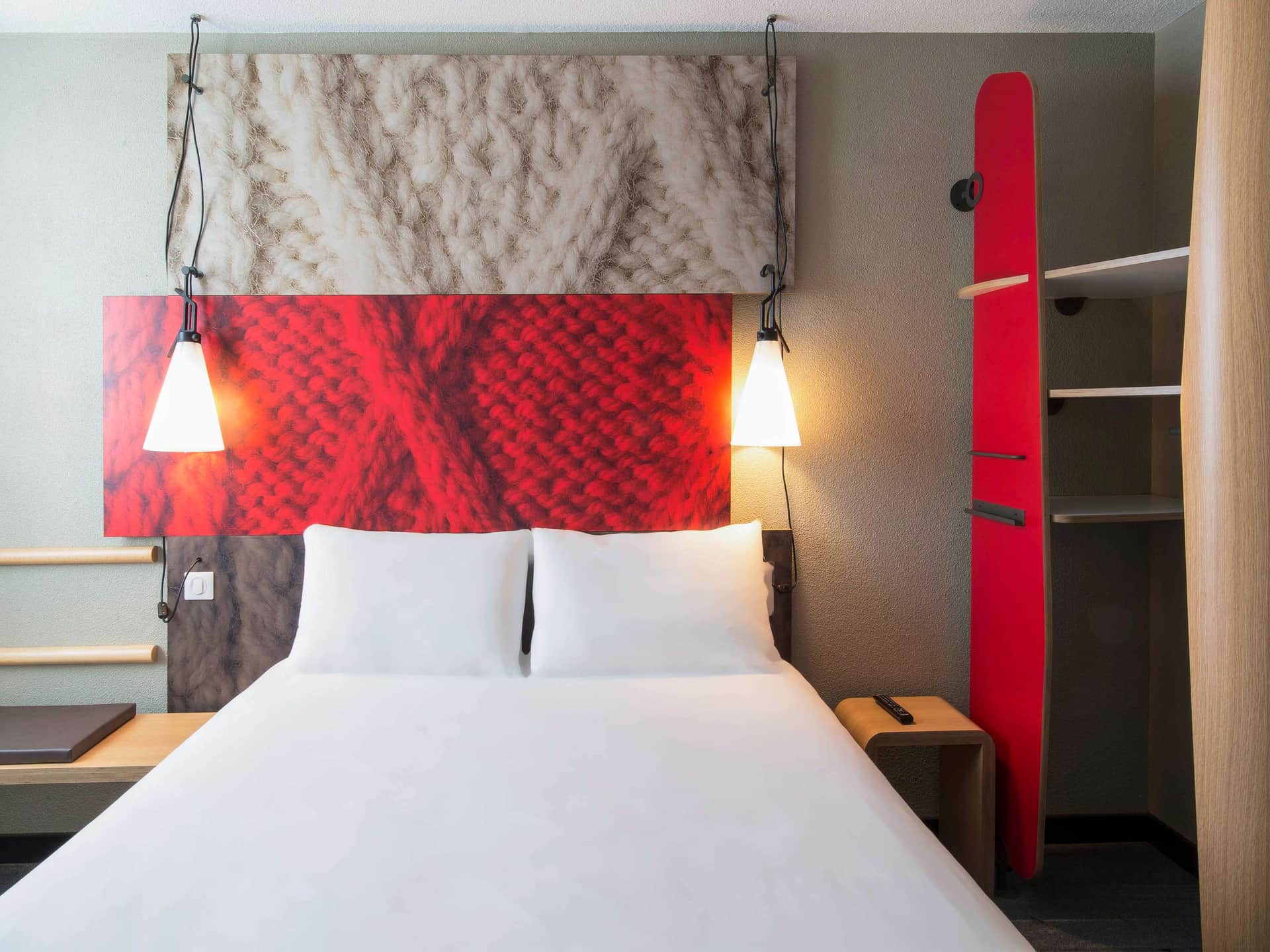 ibis Tours North