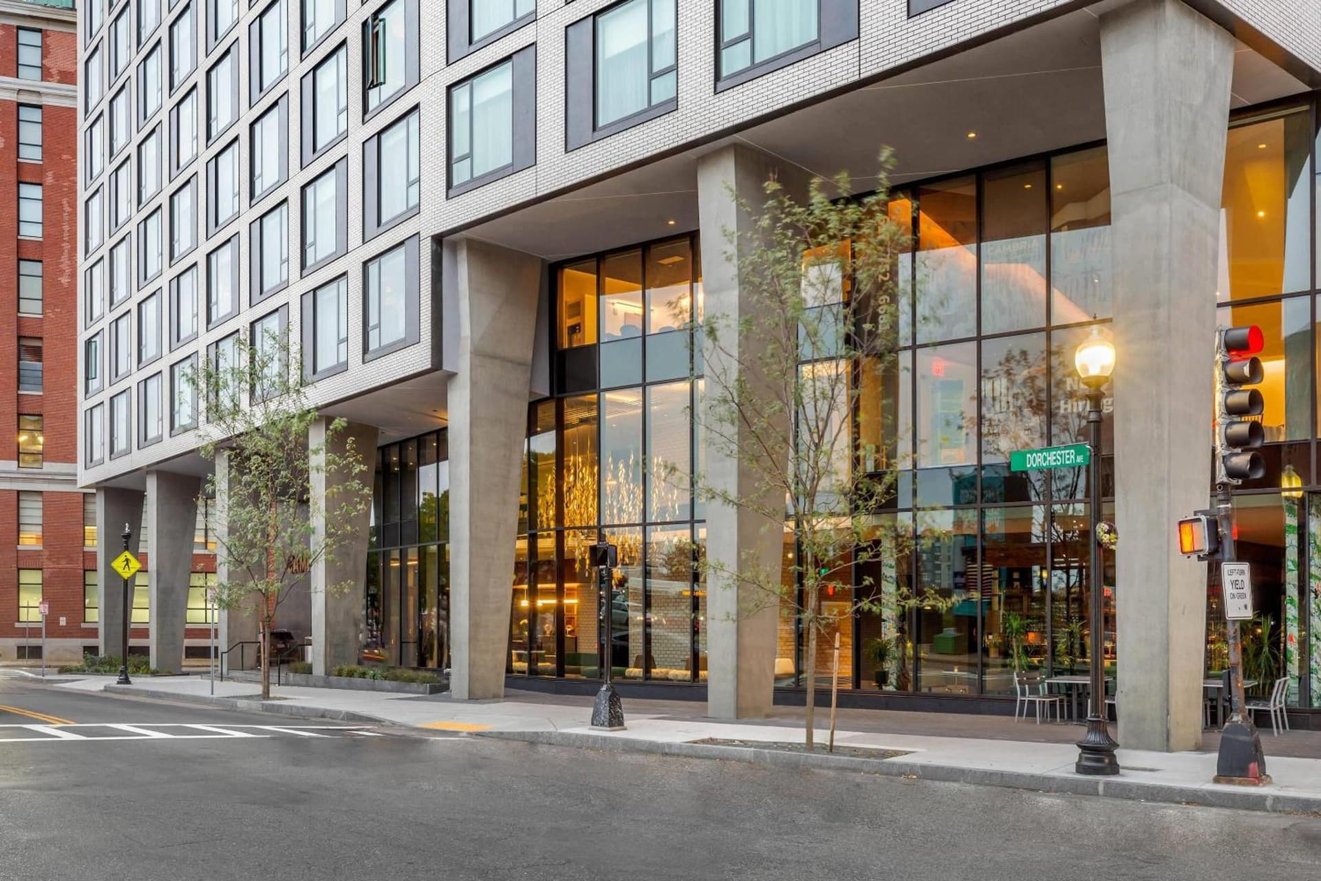 Cambria Hotel Boston Downtown - Seaport