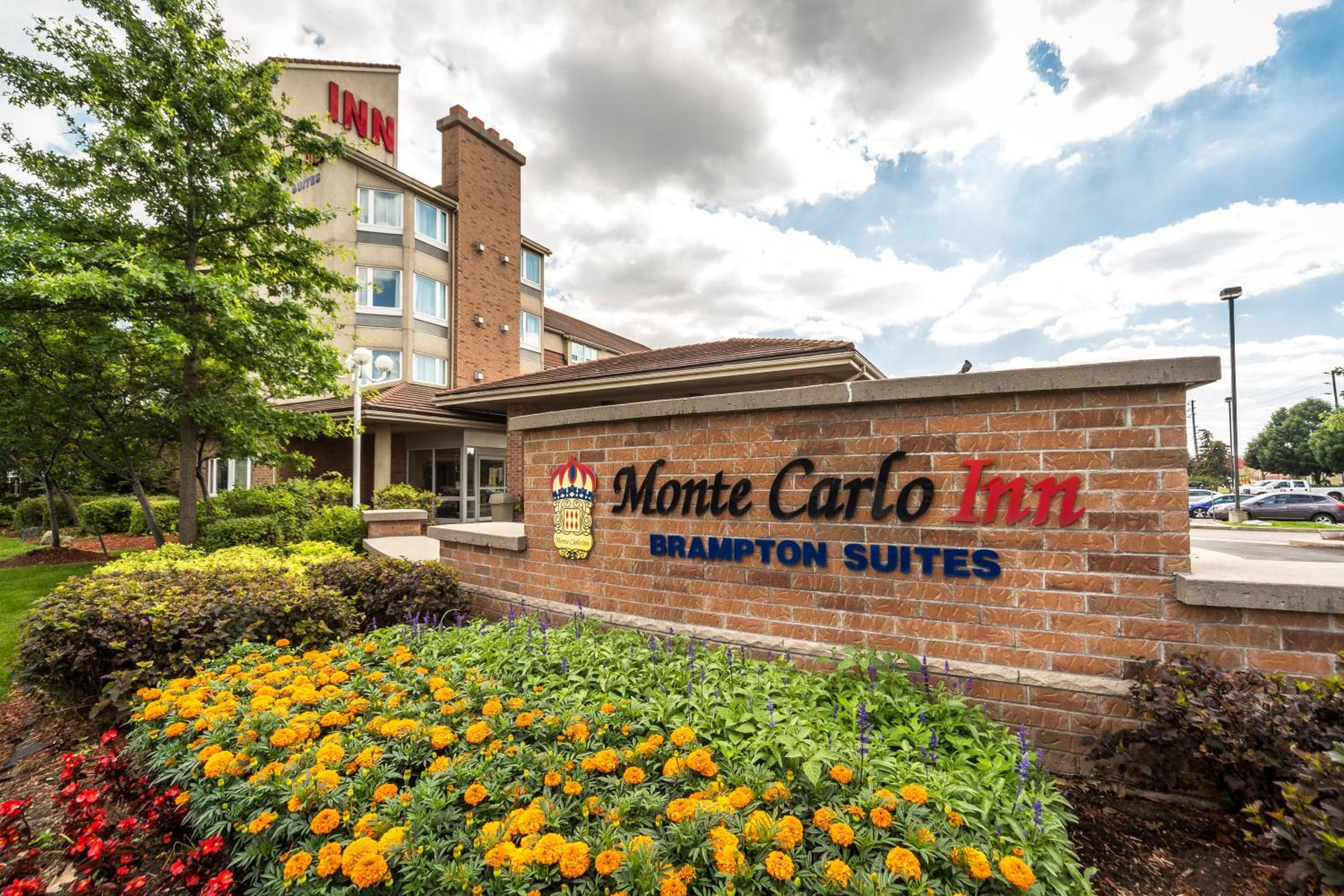 Monte Carlo Inns Brampton Suites