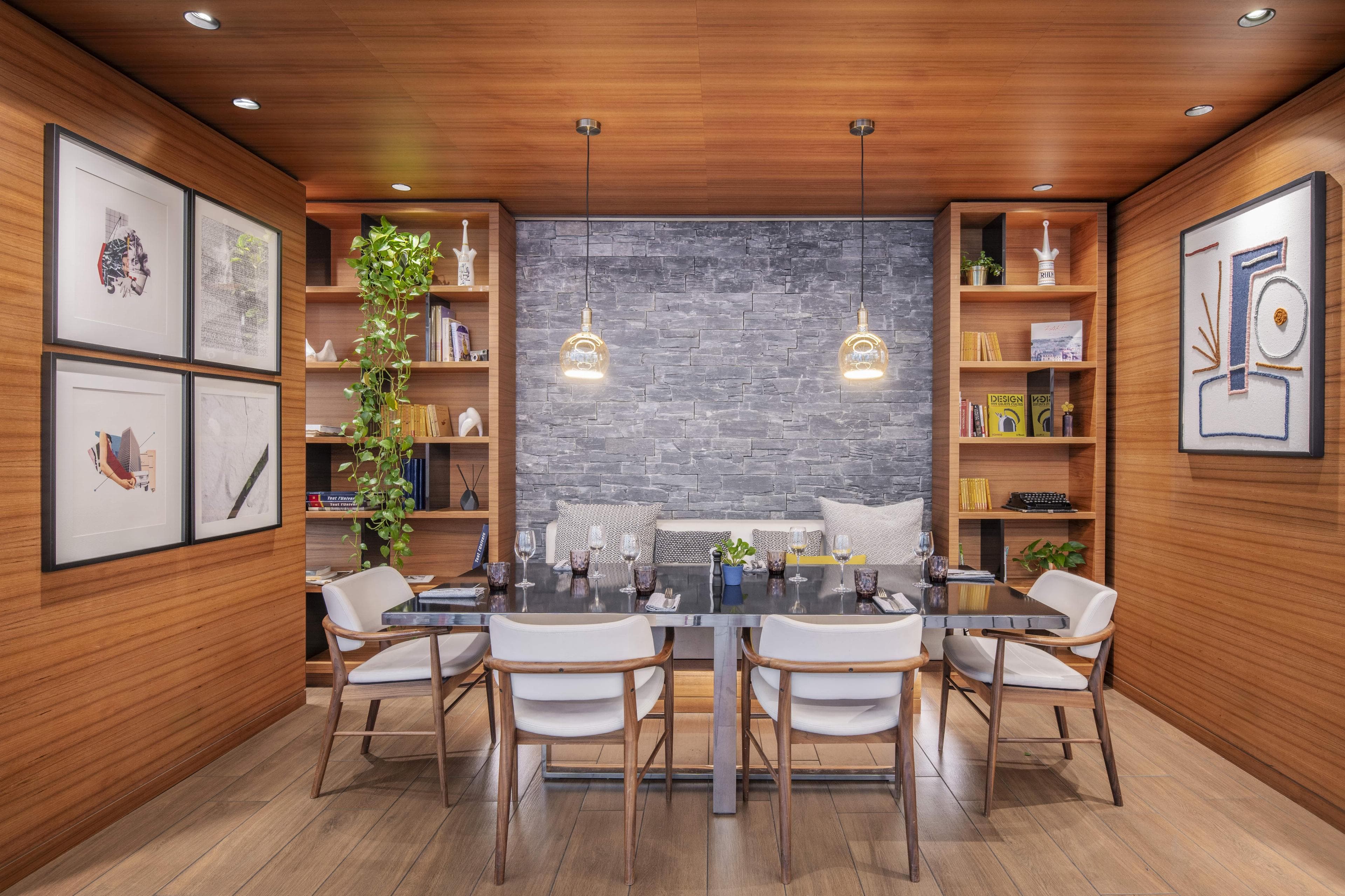 Renaissance Paris République