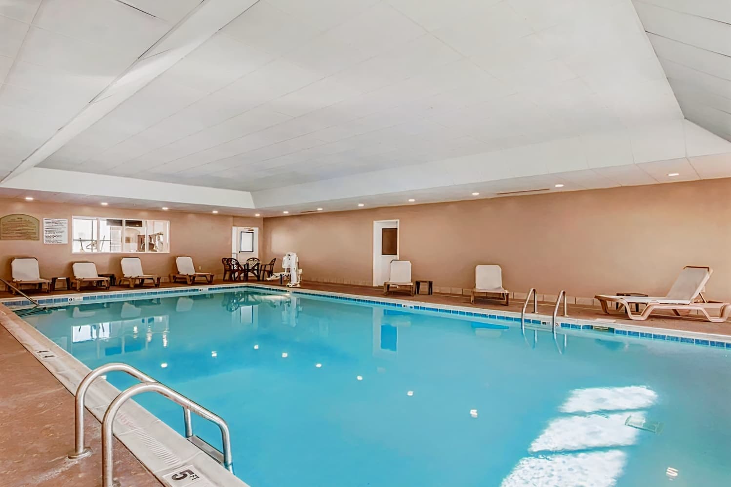 Comfort Suites Nashville