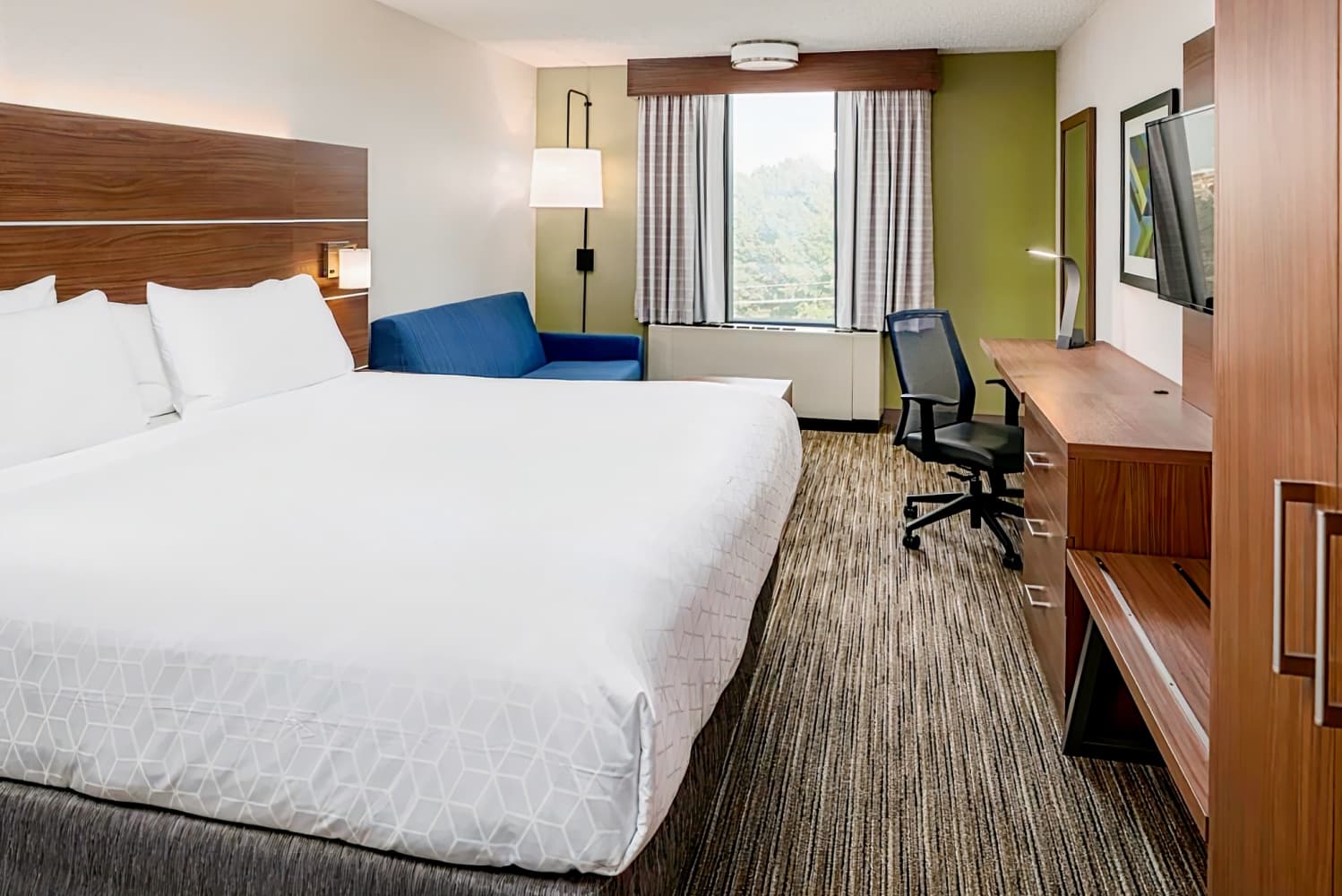 Holiday Inn Express Atlanta Airport