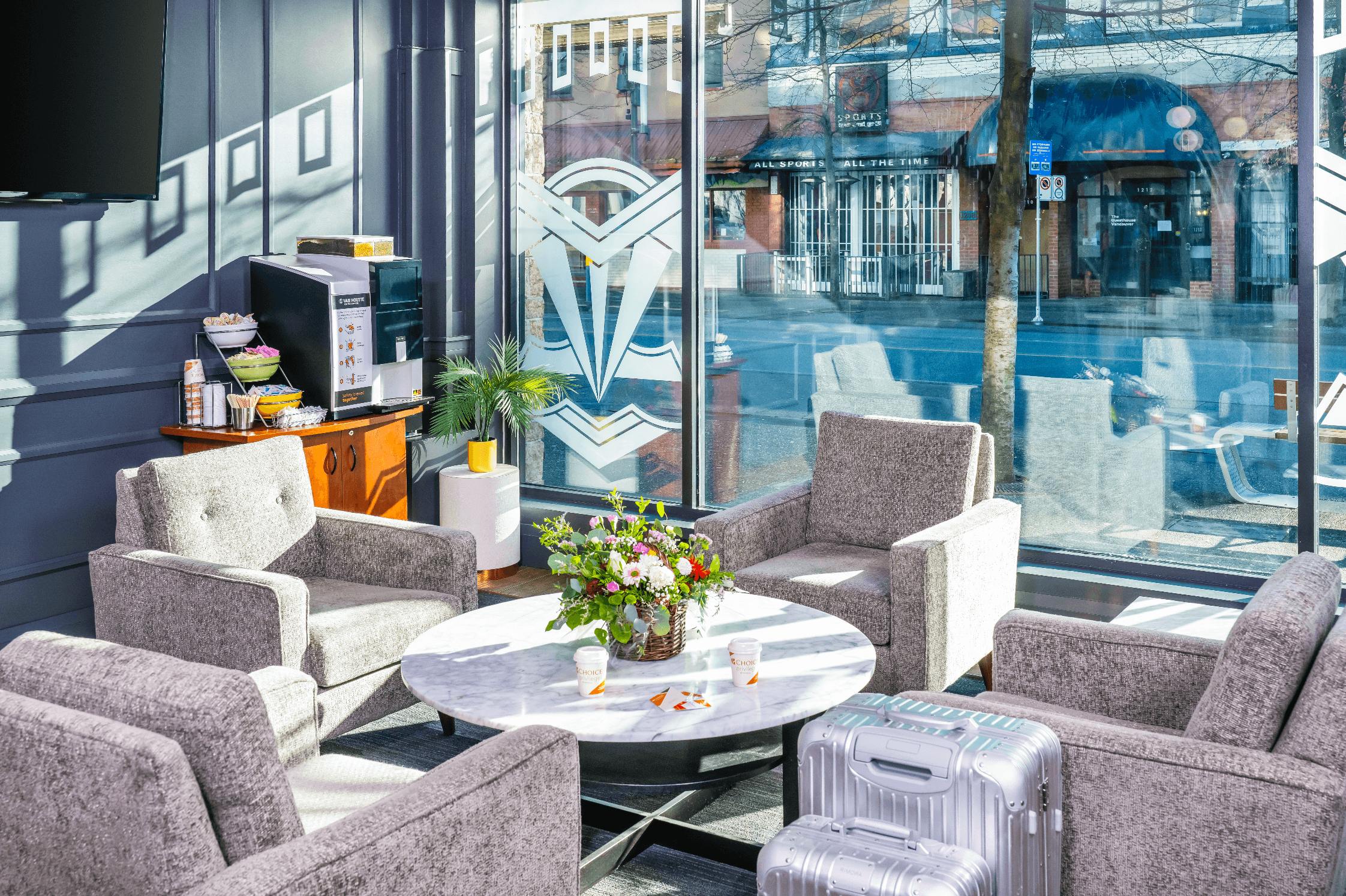 Quality Inn & Suites Downtown Vancouver