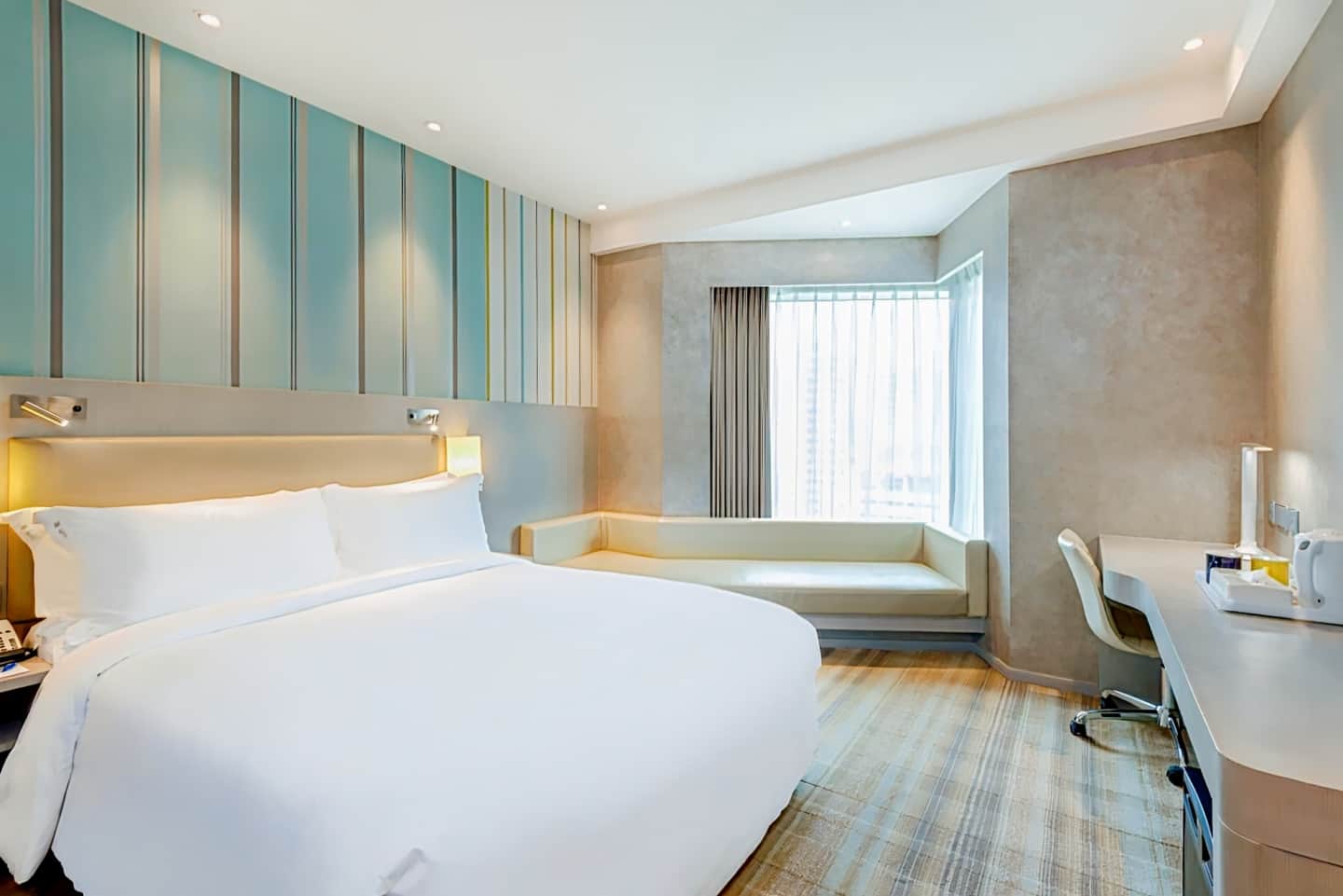 Holiday Inn Express Hong Kong Mongkok, an IHG Hotel