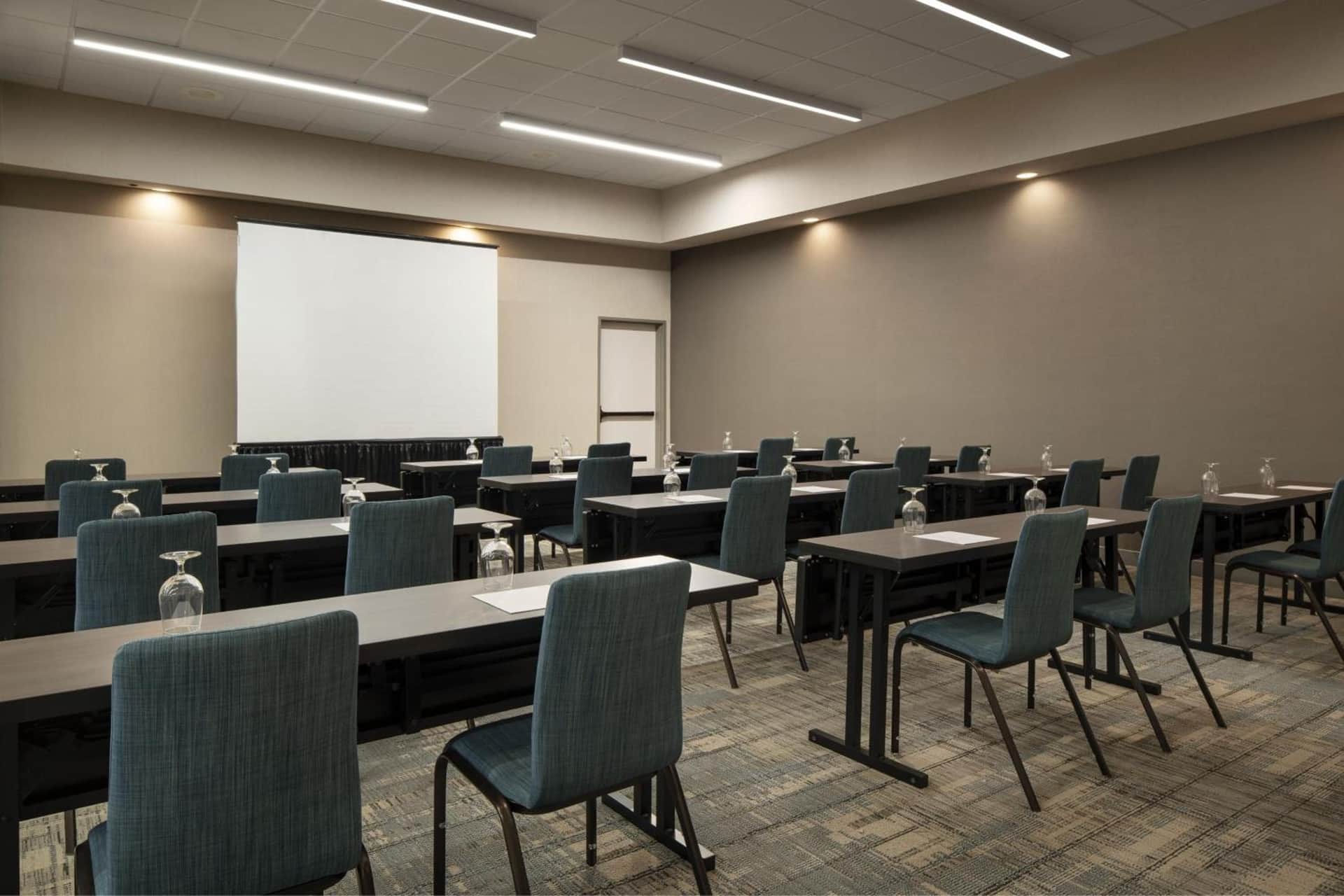 Four Points by Sheraton Tucson Airport
