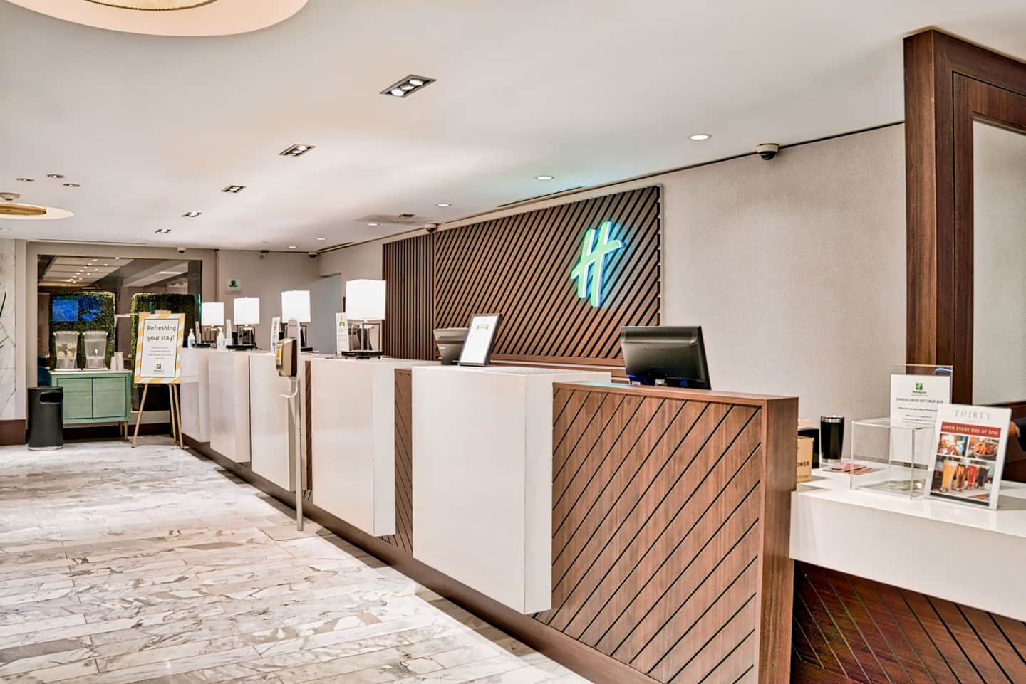 Holiday Inn Toronto Downtown Centre, an IHG Hotel