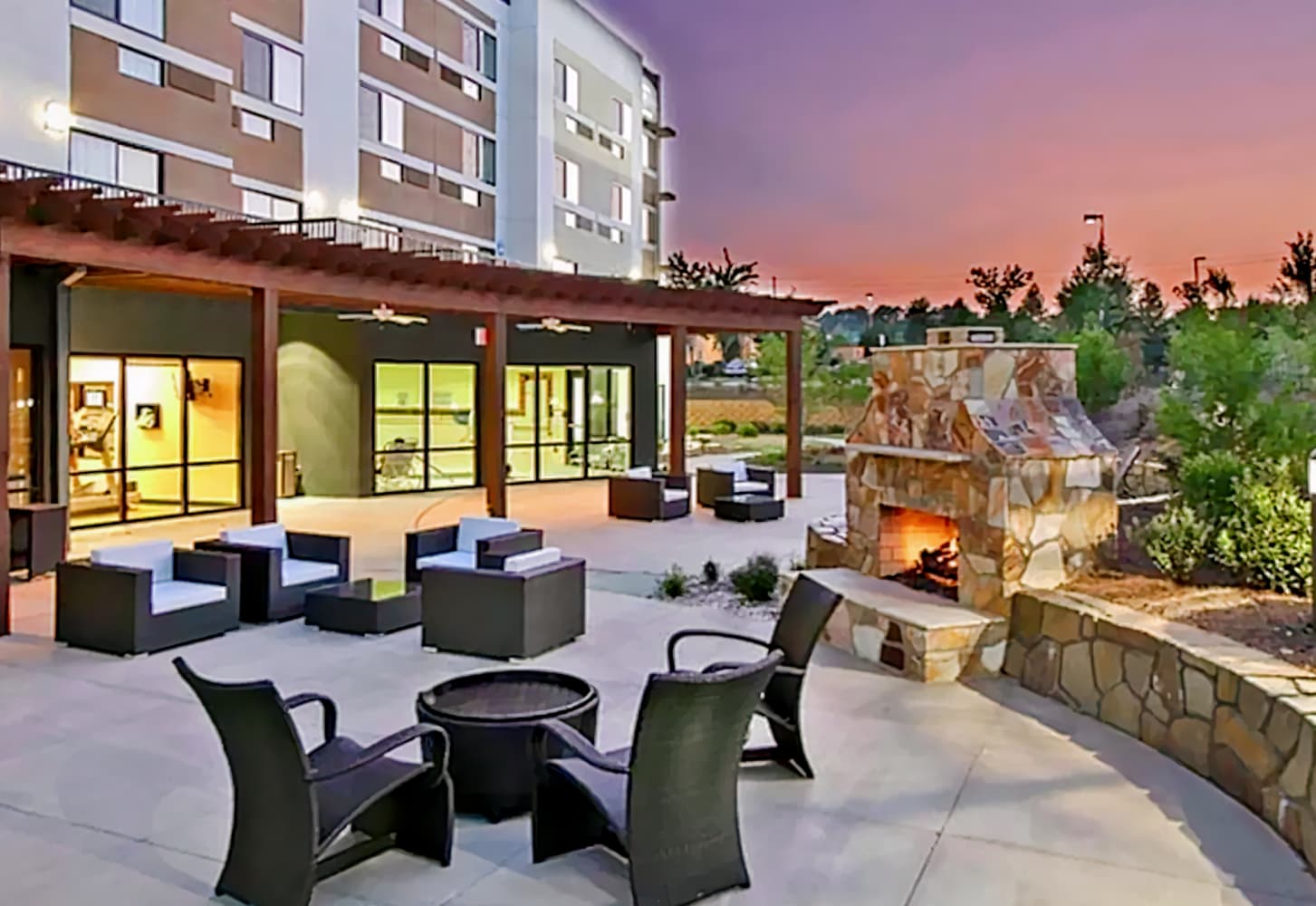 Courtyard by Marriott Raleigh North/Triangle Town Center