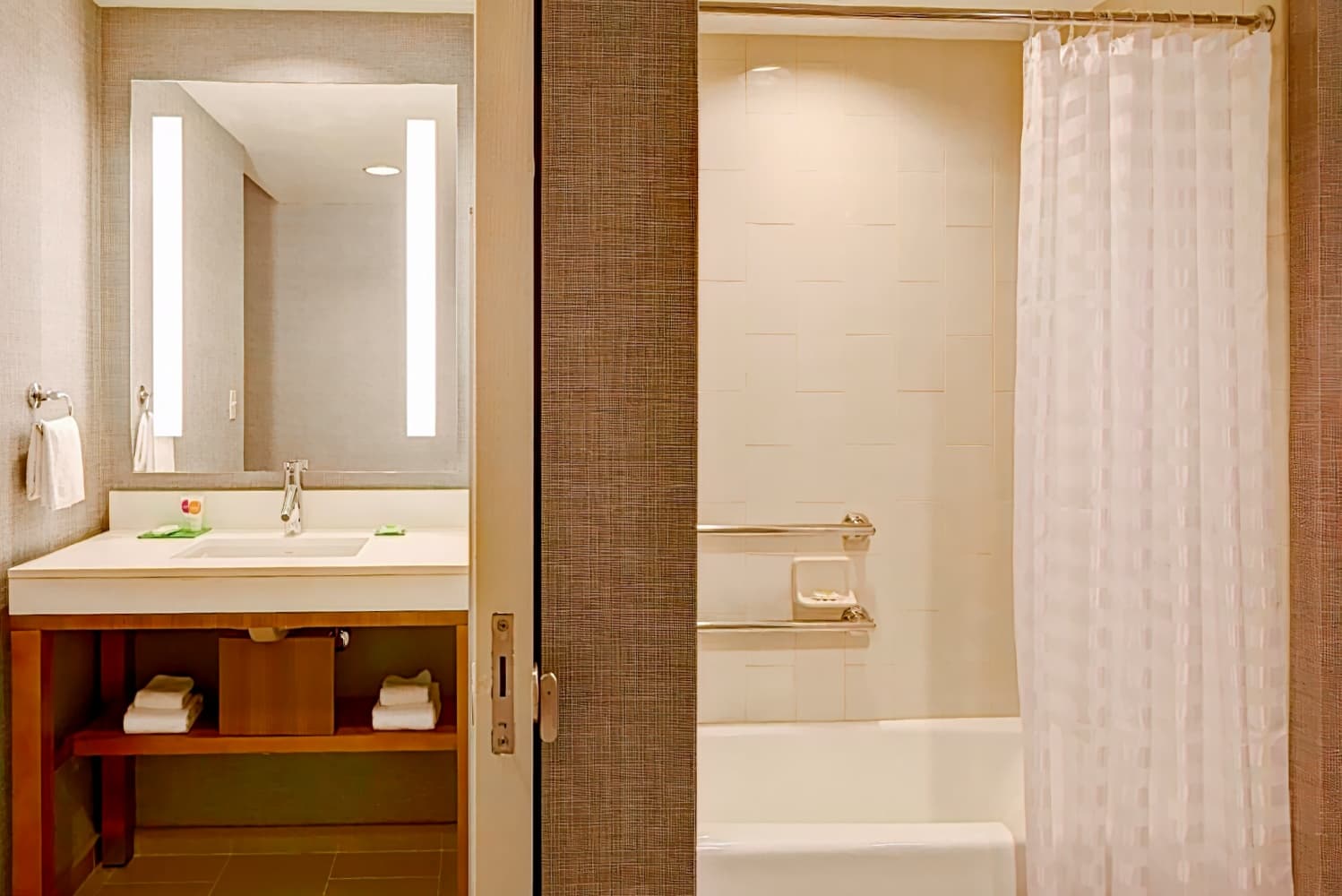 Hyatt Place Melbourne / Palm Bay