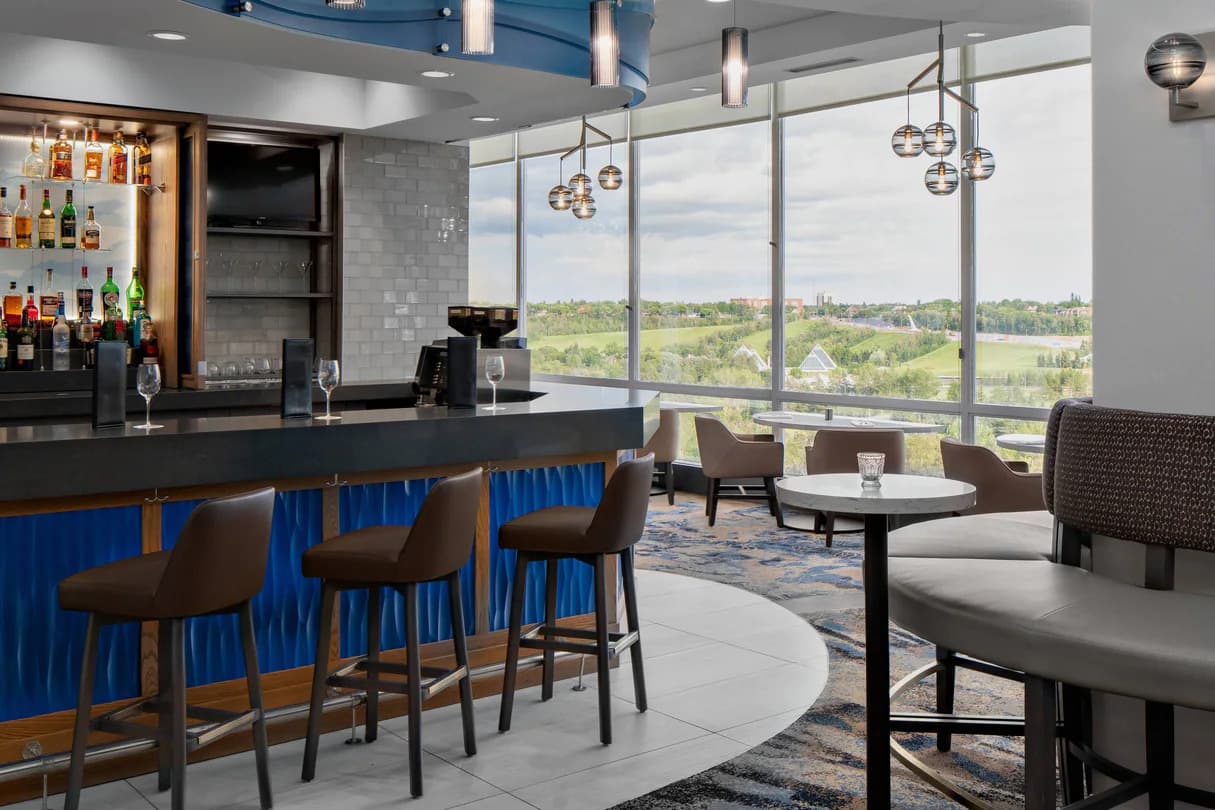 Courtyard By Marriott Edmonton Downtown