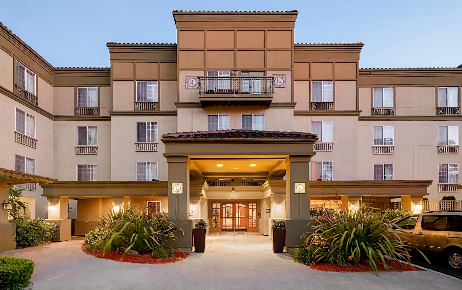 Larkspur Landing Sunnyvale