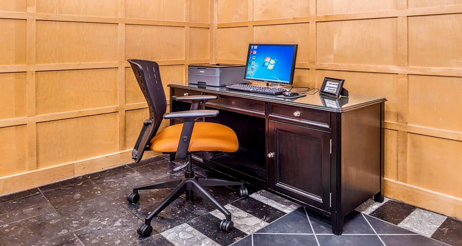 Hawthorne Inn & Conference Center