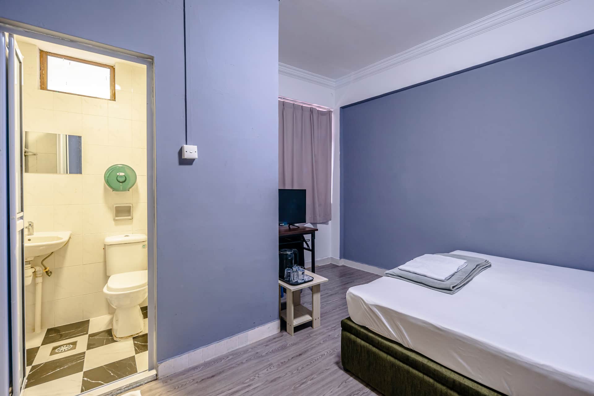 K Hotel 8