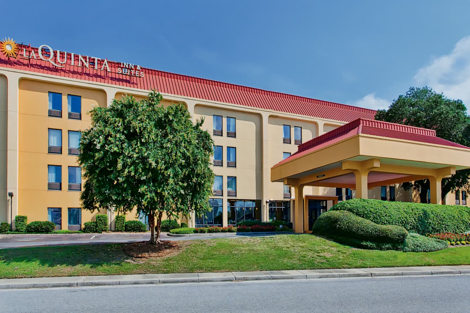 La Quinta Inn & Suites by Wyndham Charleston Riverview
