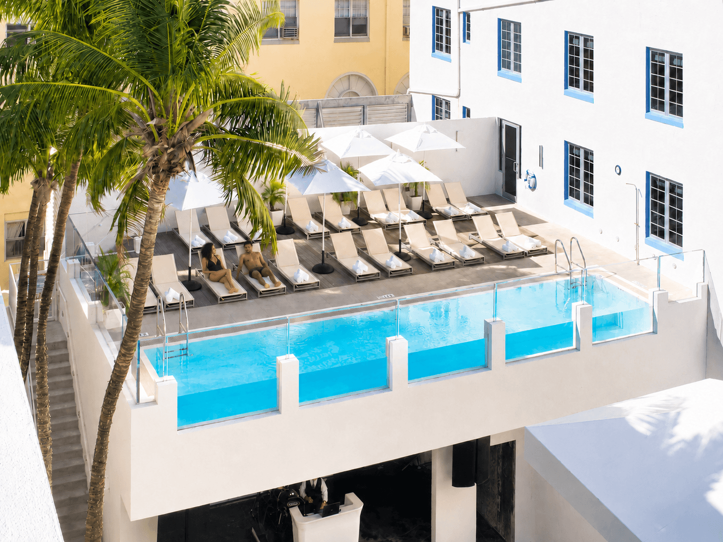 Hotel Breakwater South Beach