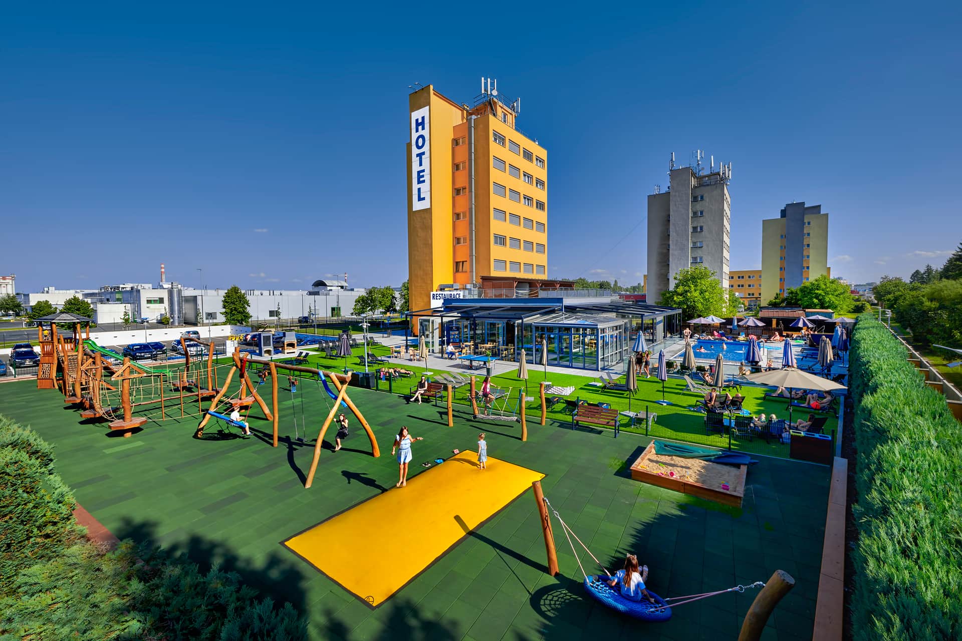 Hotel Aura Design & Garden Pool