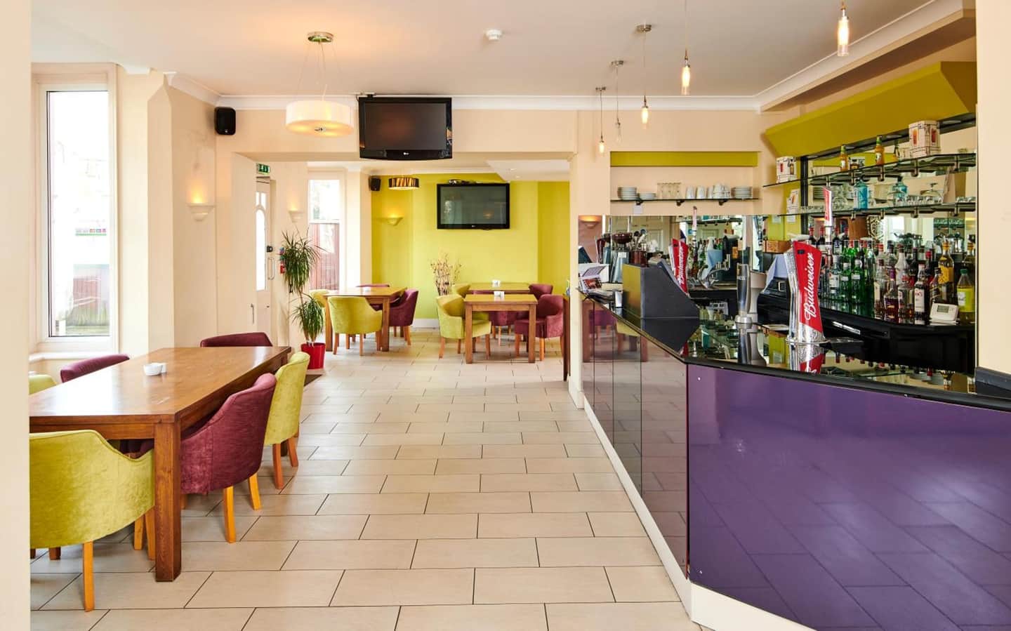 Revado Hotel