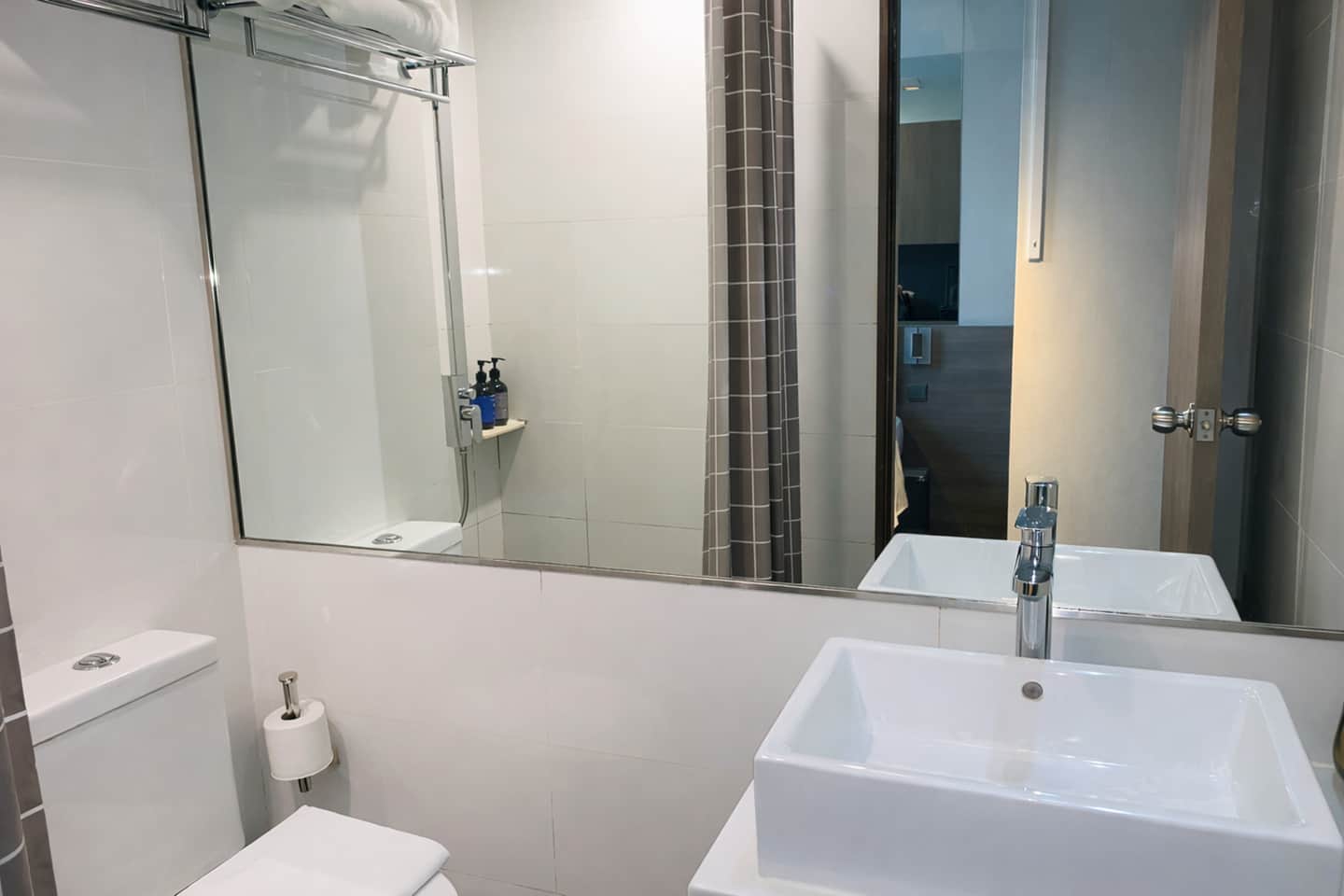 Amrise Hotel Kitchener