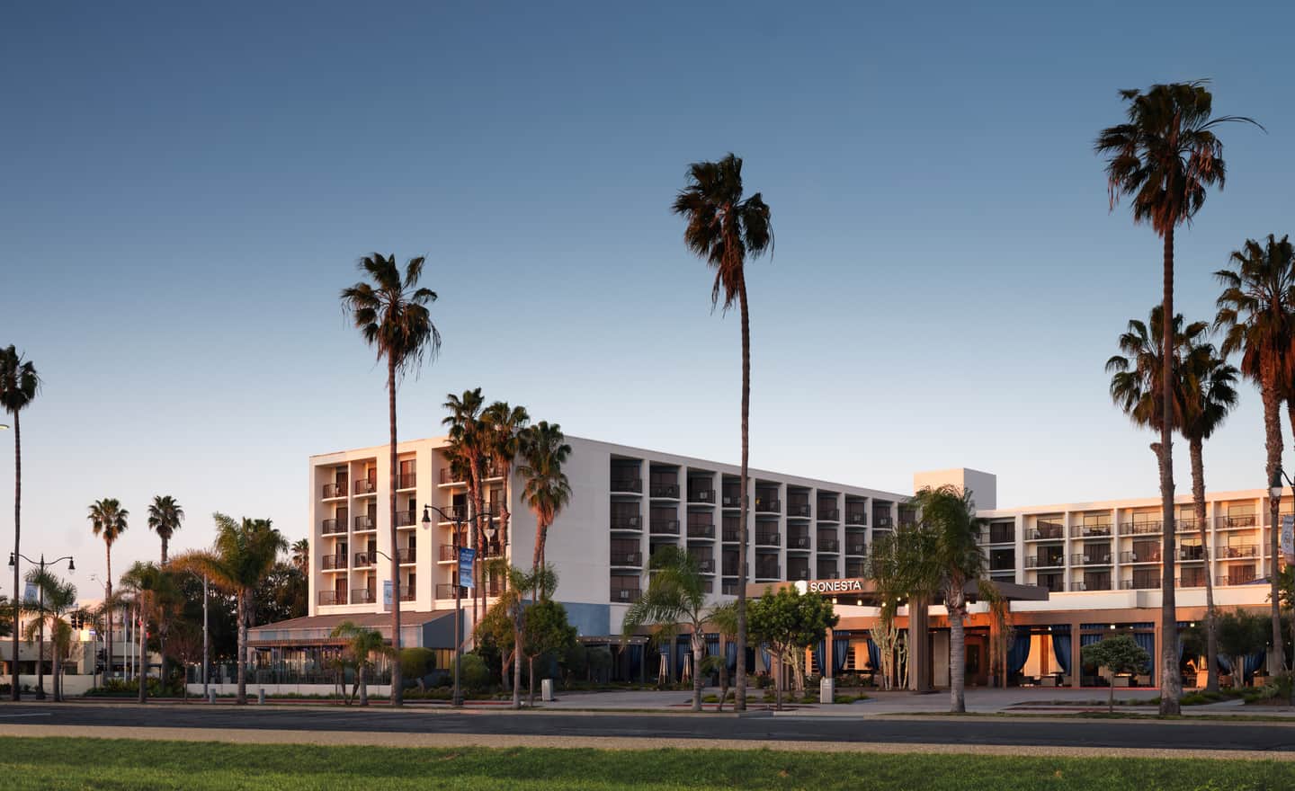 Sonesta Redondo Beach & Marina