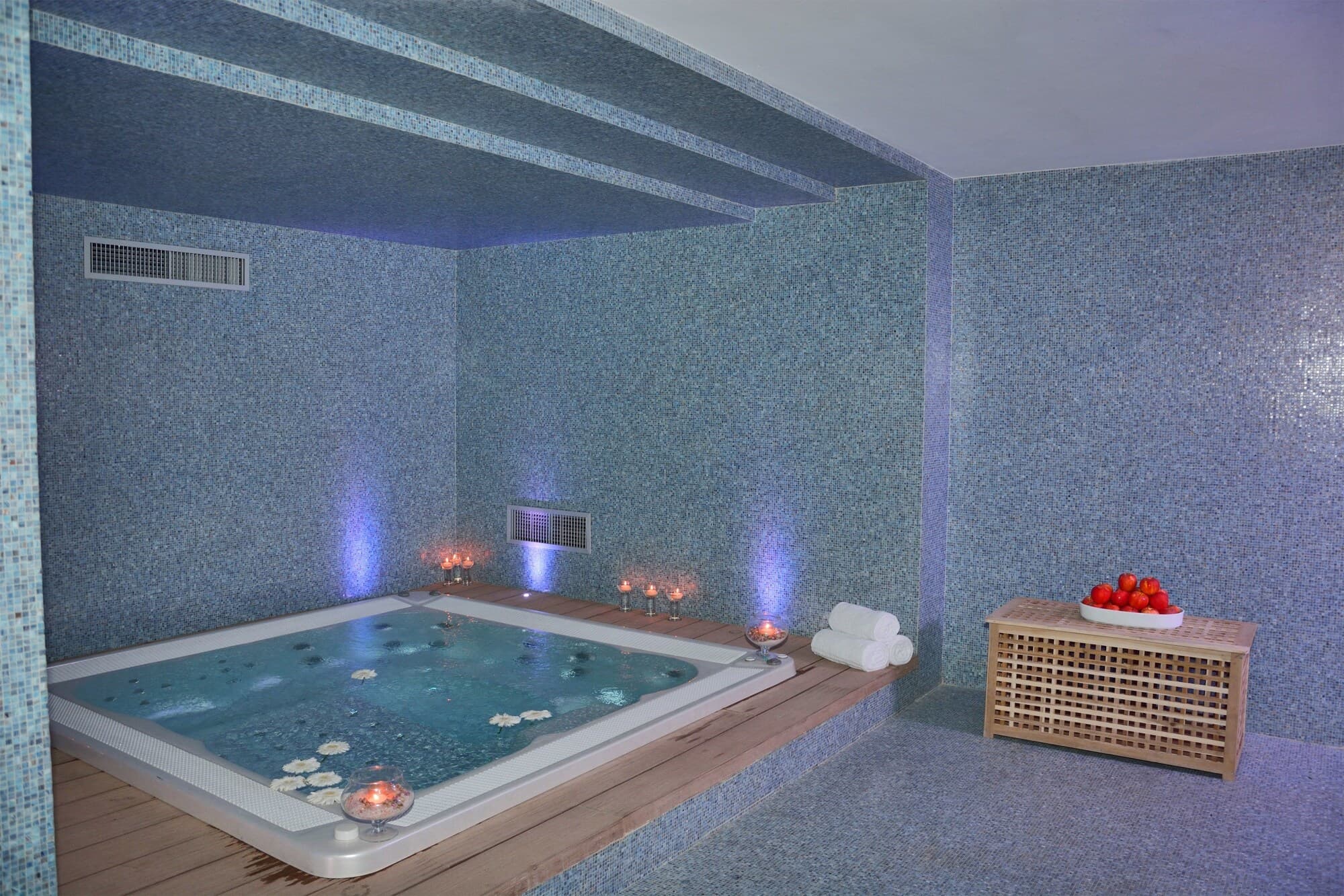 Hellenia Yachting Hotel & SPA