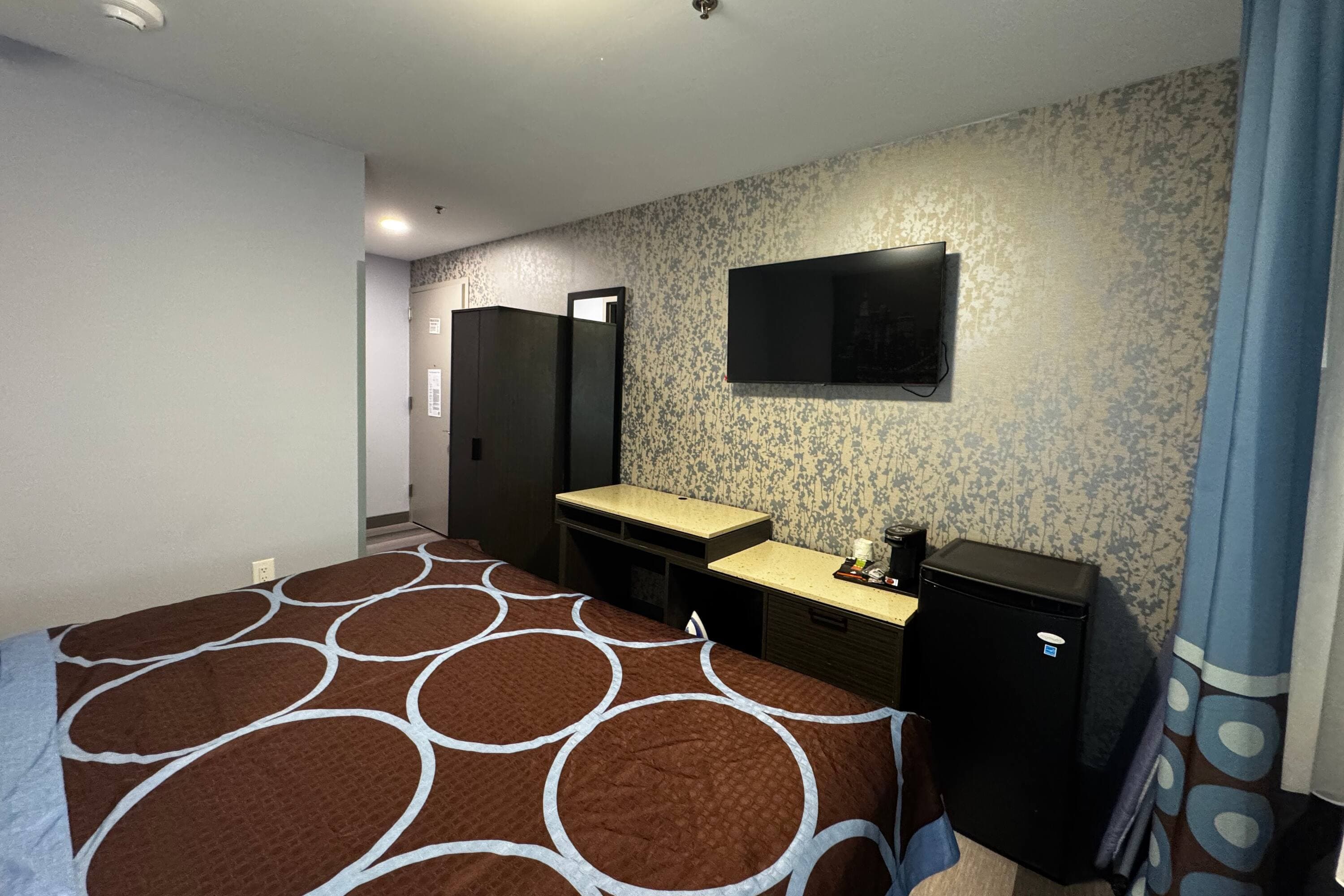 Super 8 by Wyndham Brooklyn Fulton Street Broadway Junction